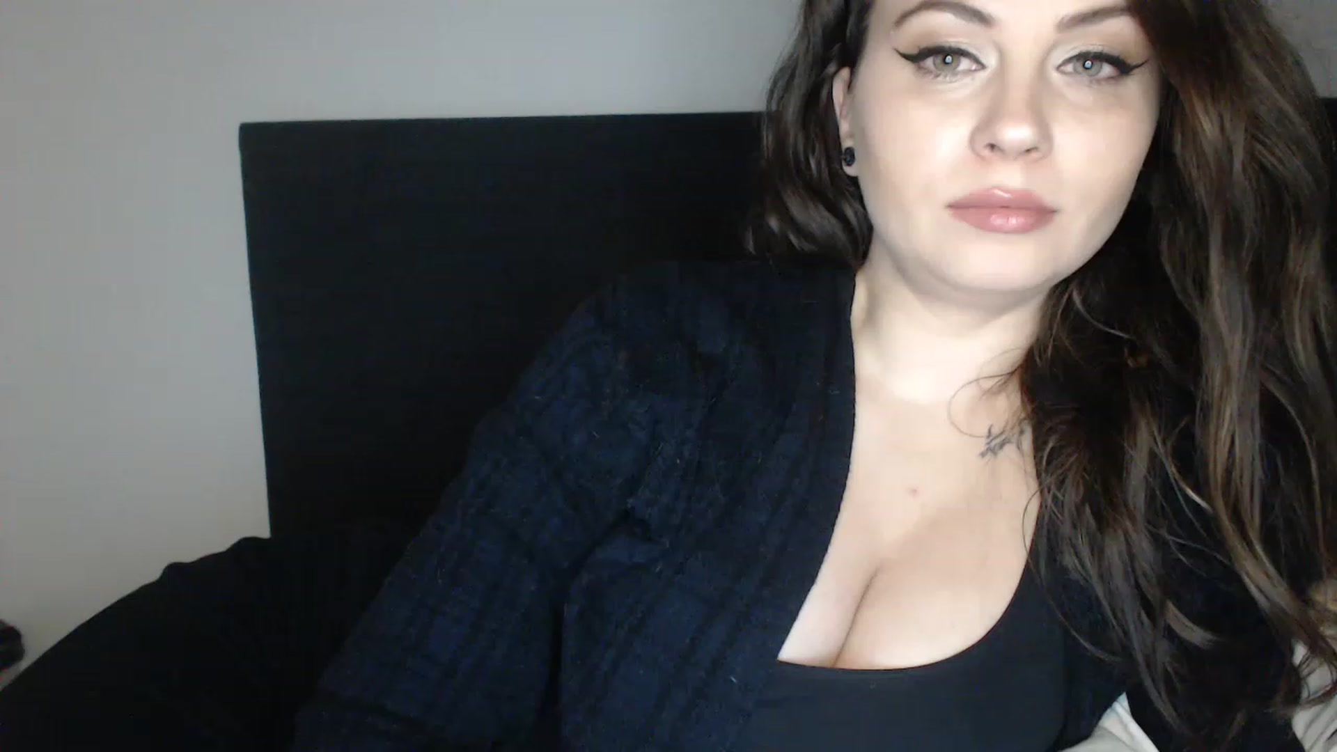 Gallery image thumbnail from ASweetJessie's myfreecams stream on, 01/31/2023, 18:53 image 14 of 20