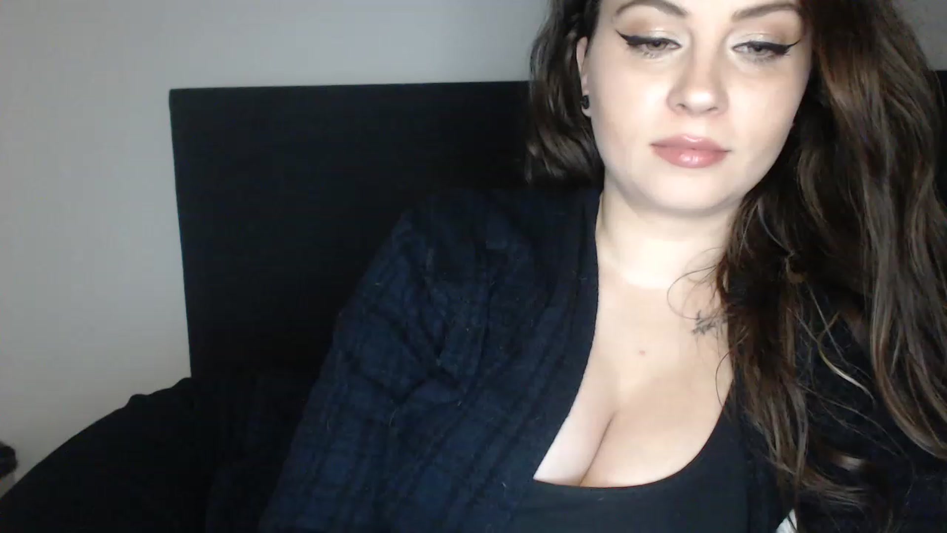 Gallery image thumbnail from ASweetJessie's myfreecams stream on, 01/31/2023, 18:53 image 10 of 20