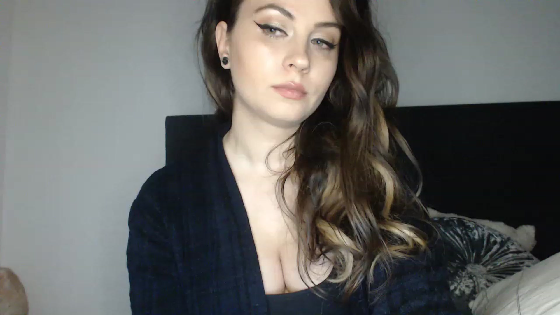 Gallery image thumbnail from ASweetJessie's myfreecams stream on, 01/31/2023, 19:57 image 5 of 20