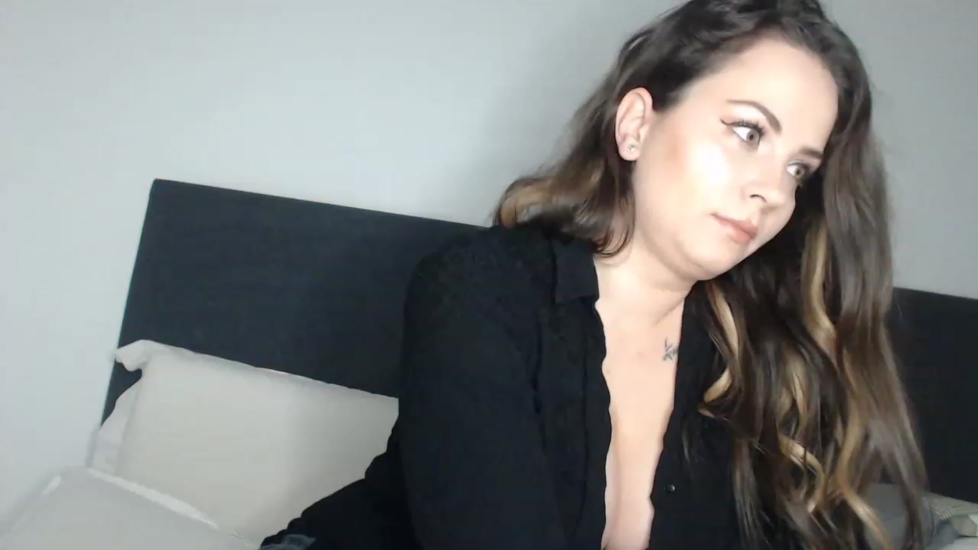 Gallery image thumbnail from ASweetJessie's myfreecams stream on, 04/20/2023, 19:09 image 10 of 20