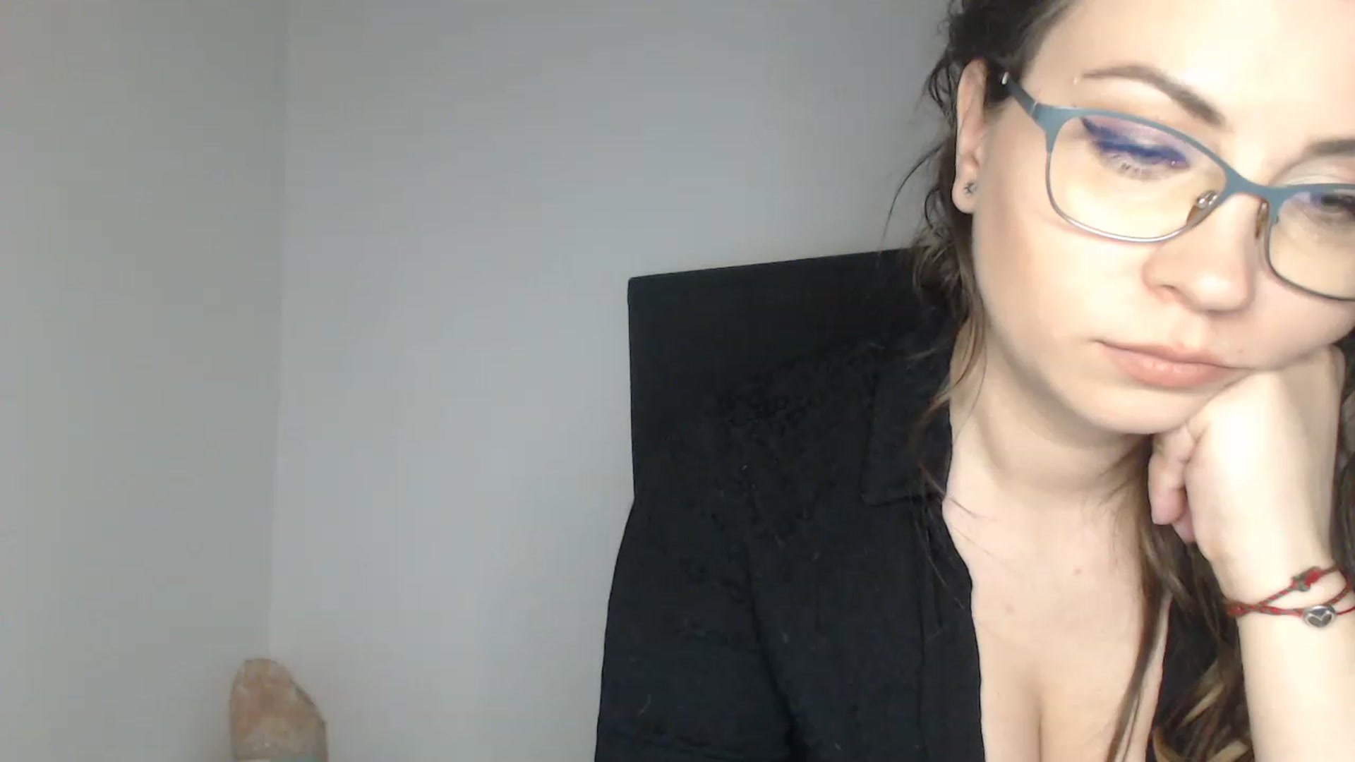 Gallery image thumbnail from ASweetJessie's myfreecams stream on, 04/23/2023, 20:14 image 5 of 20
