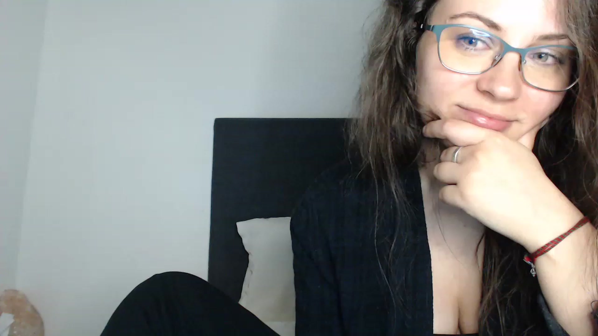 Gallery image thumbnail from ASweetJessie's myfreecams stream on, 04/25/2023, 20:13 image 6 of 20