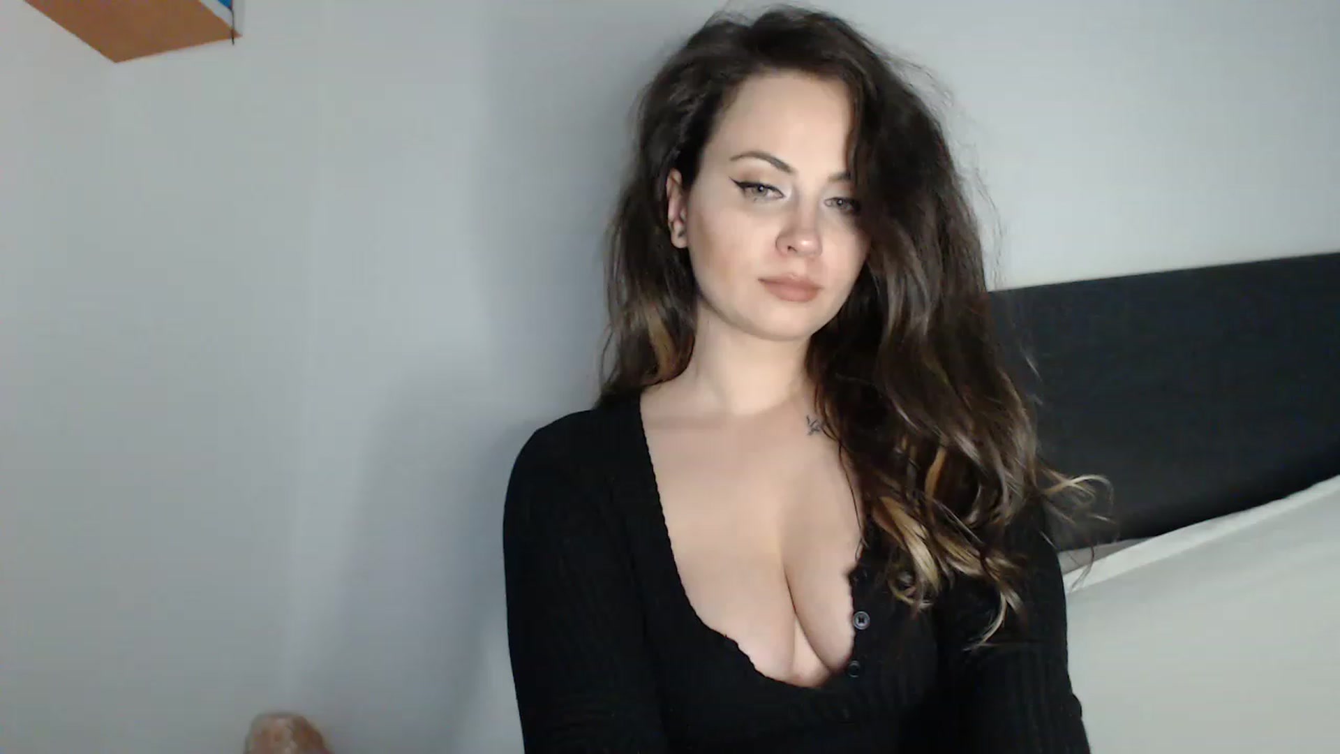 Gallery image thumbnail from ASweetJessie's myfreecams stream on, 05/01/2023, 19:52 image 12 of 20