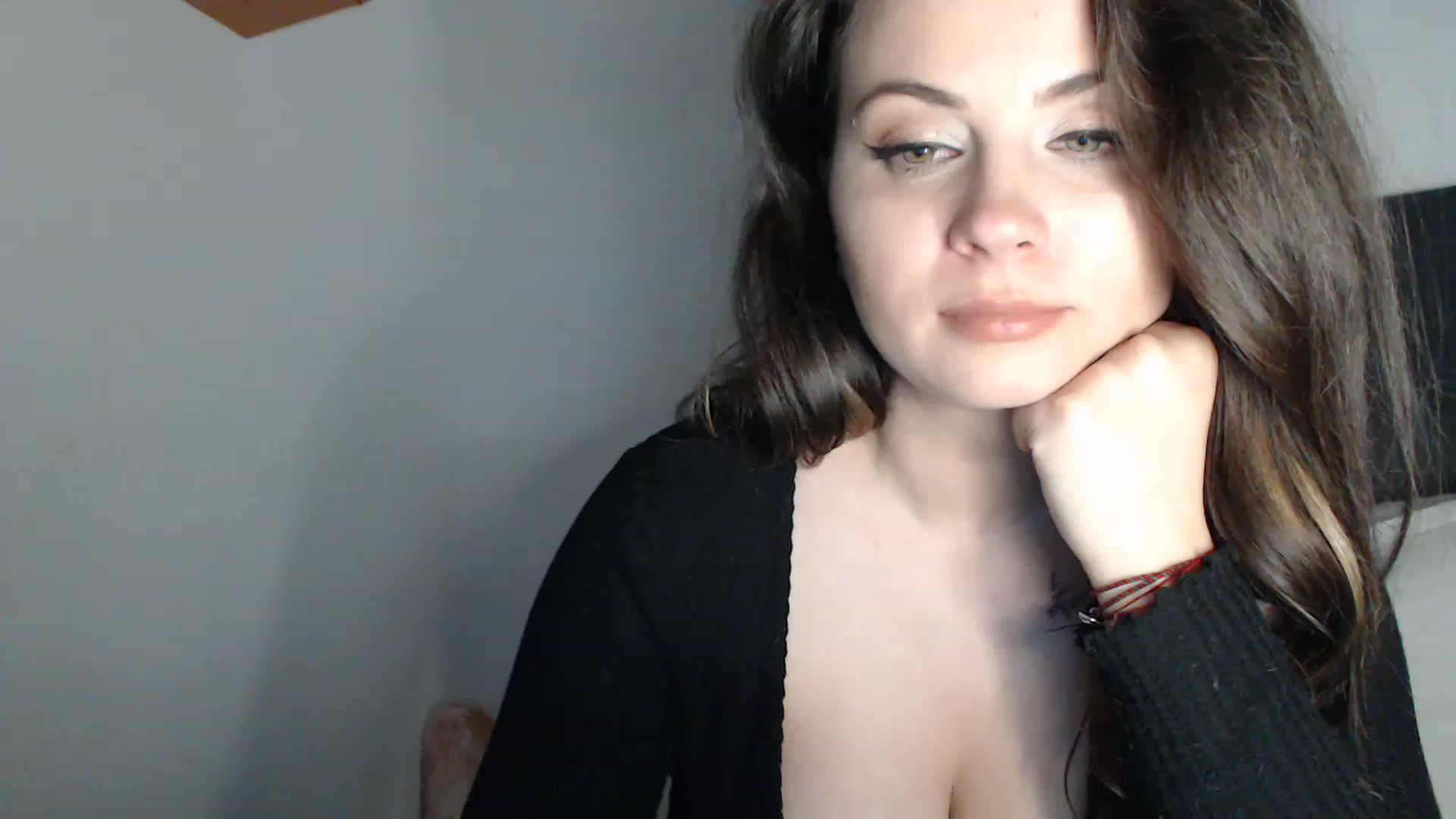 Gallery image thumbnail from ASweetJessie's myfreecams stream on, 05/01/2023, 19:52 image 17 of 20