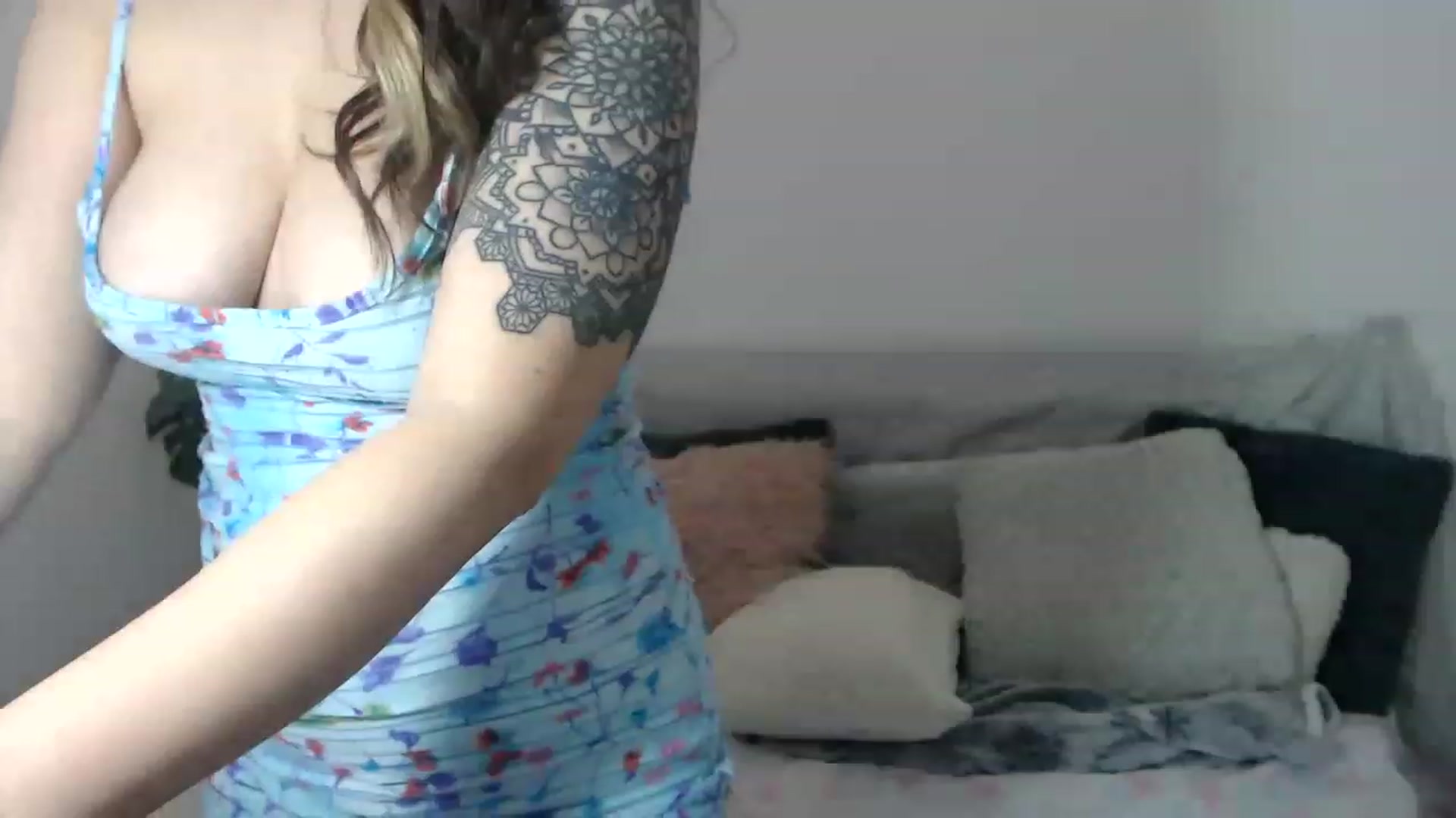 Gallery image thumbnail from ASweetJessie's myfreecams stream on, 05/07/2023, 14:48 image 5 of 20