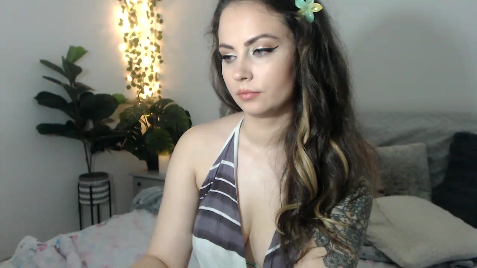 Gallery image thumbnail from ASweetJessie's myfreecams stream on, 05/31/2023, 14:41 image 8 of 20