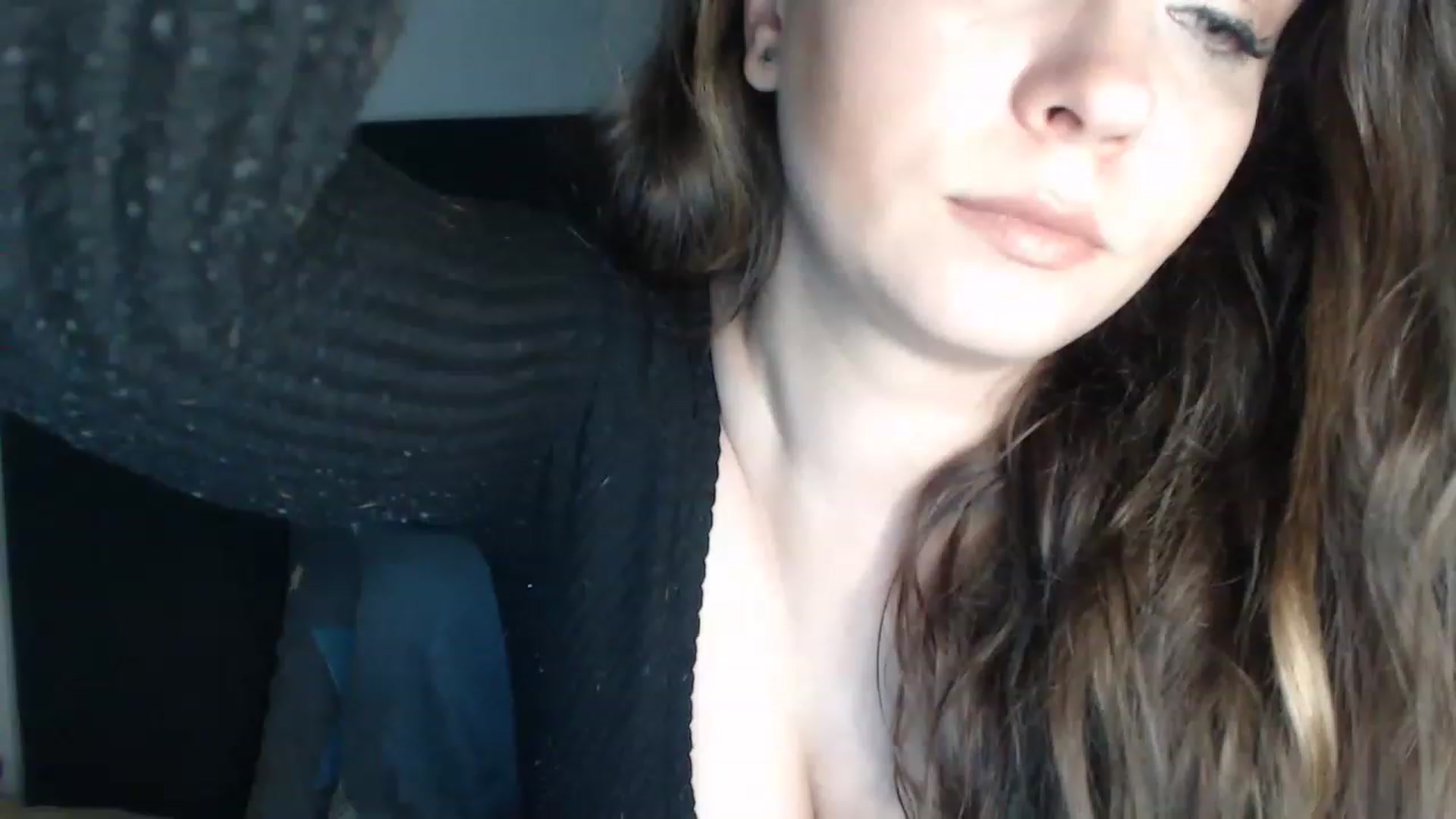 Gallery image thumbnail from ASweetJessie's myfreecams stream on, 06/28/2023, 17:26 image 3 of 20