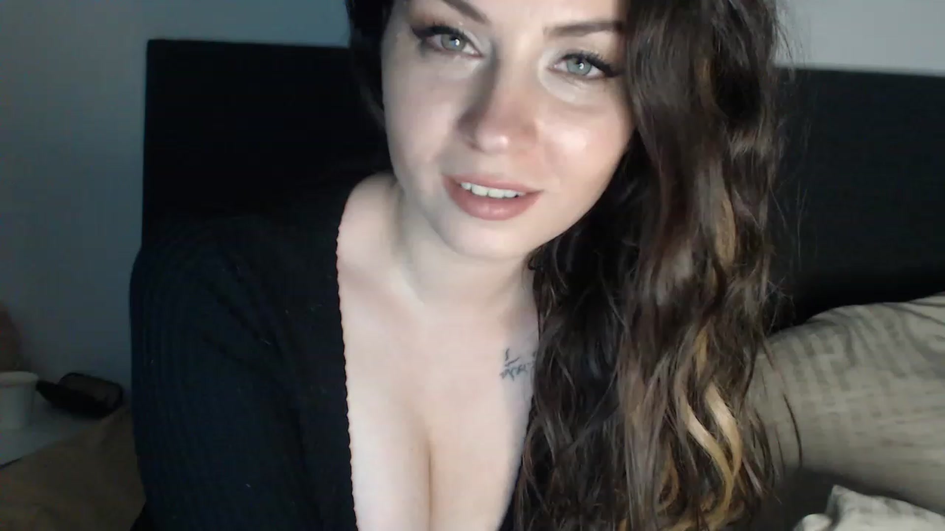 Gallery image thumbnail from ASweetJessie's myfreecams stream on, 06/28/2023, 19:42 image 14 of 20