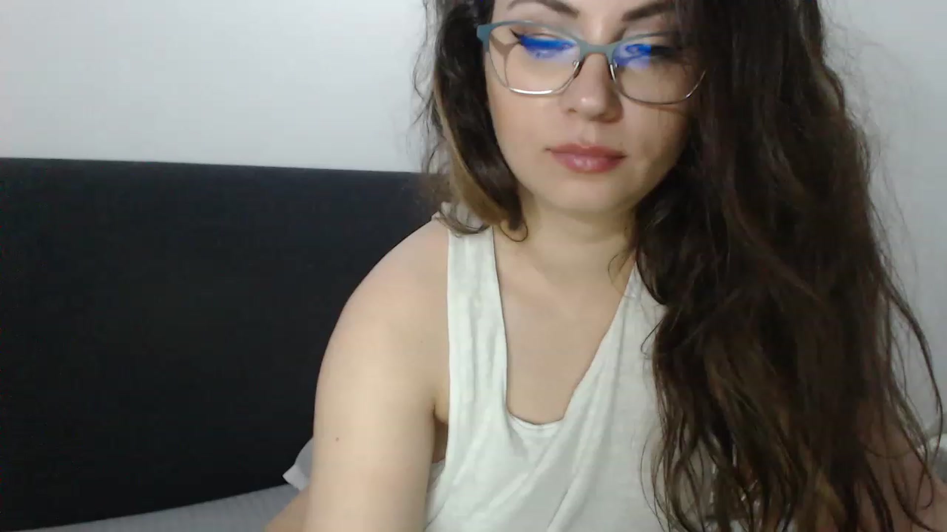 Gallery image thumbnail from ASweetJessie's myfreecams stream on, 07/19/2023, 20:49 image 18 of 20