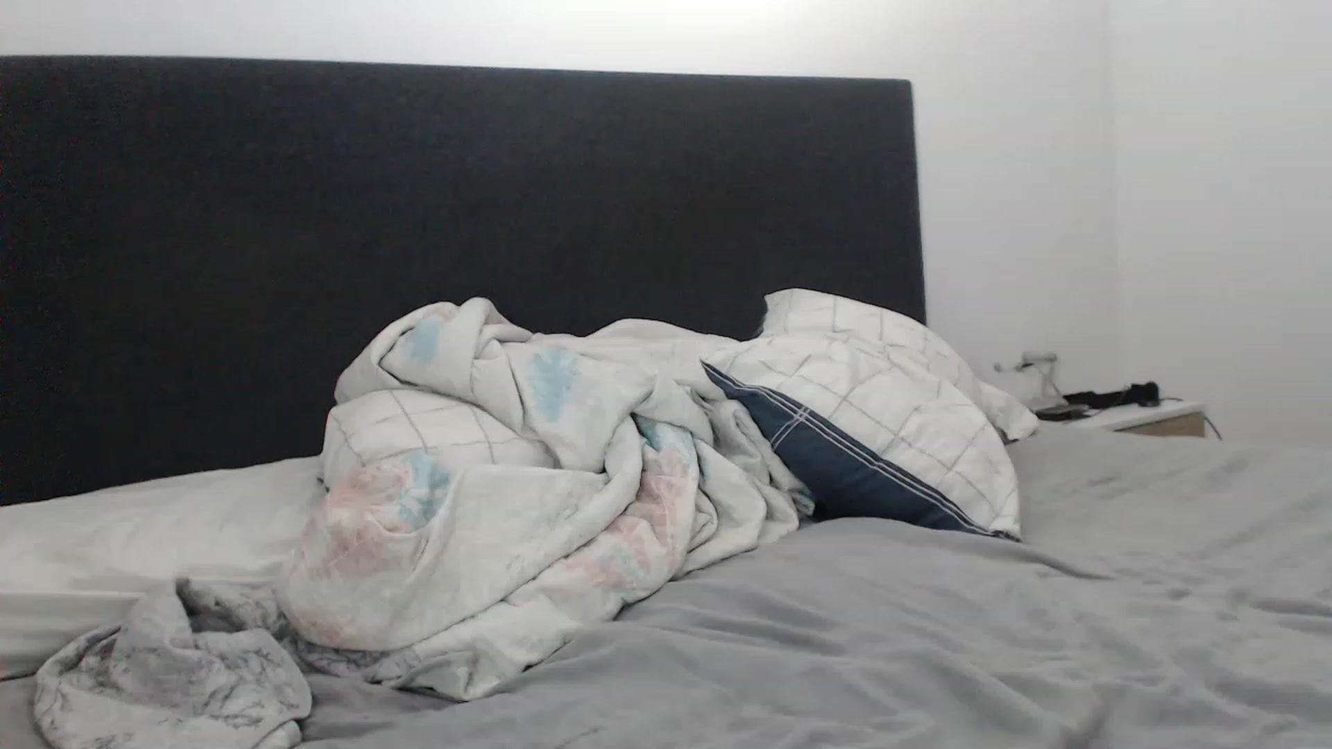 Gallery image thumbnail from ASweetJessie's myfreecams stream on, 07/19/2023, 20:49 image 6 of 20