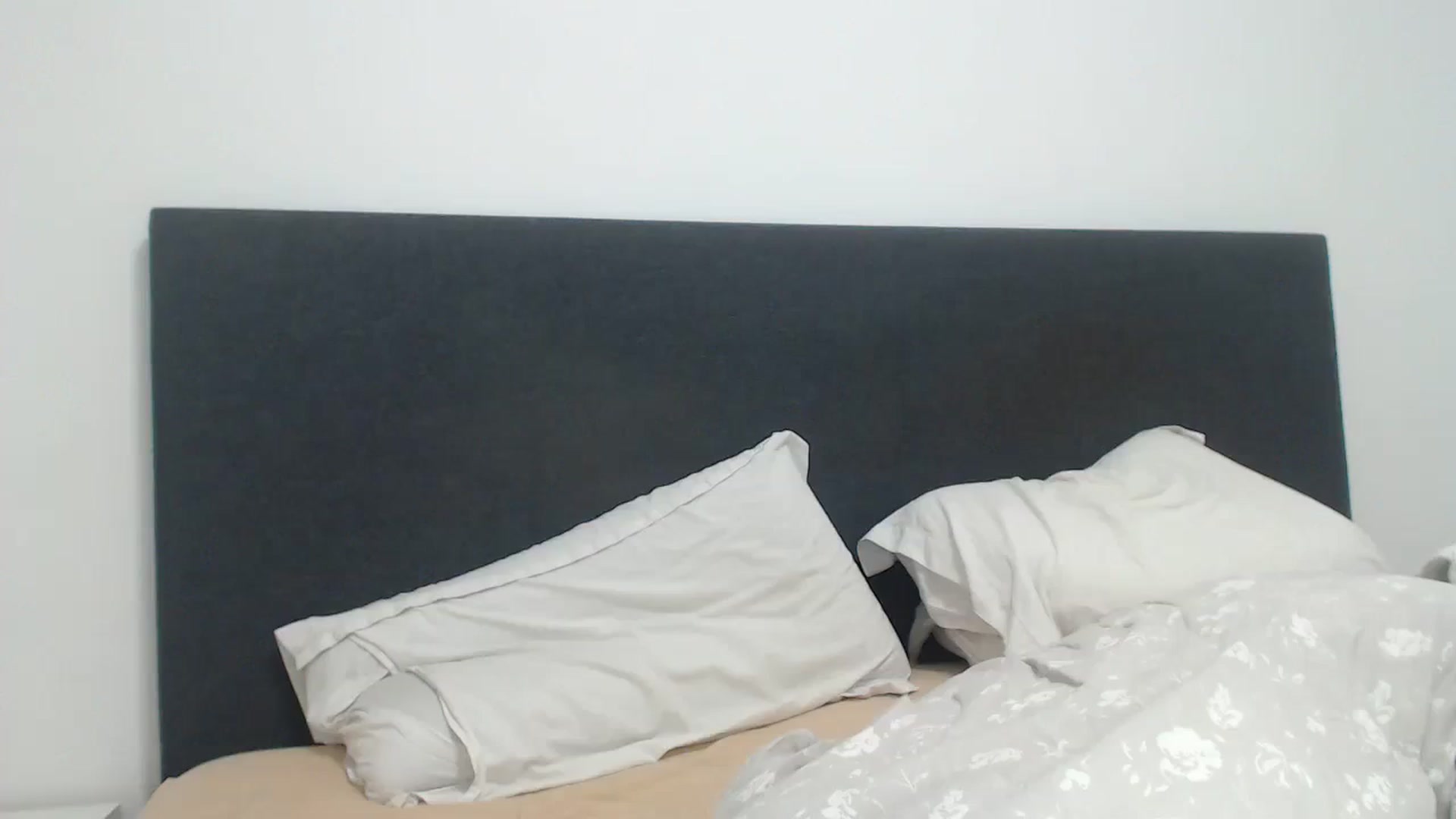 Gallery image thumbnail from ASweetJessie's myfreecams stream on, 08/13/2023, 16:21 image 15 of 20