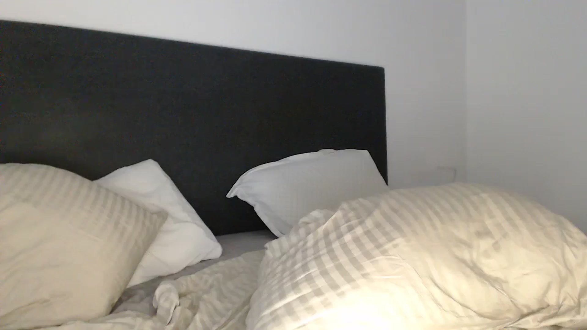 Gallery image thumbnail from ASweetJessie's myfreecams stream on, 08/26/2023, 18:39 image 17 of 20