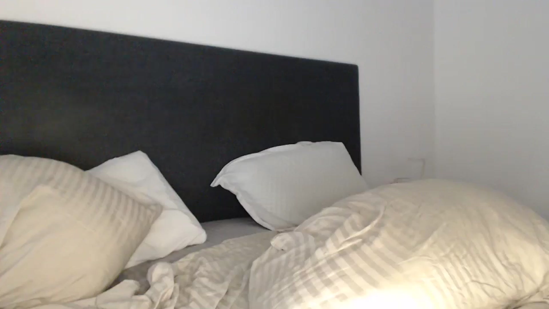 Gallery image thumbnail from ASweetJessie's myfreecams stream on, 08/26/2023, 19:05 image 19 of 20