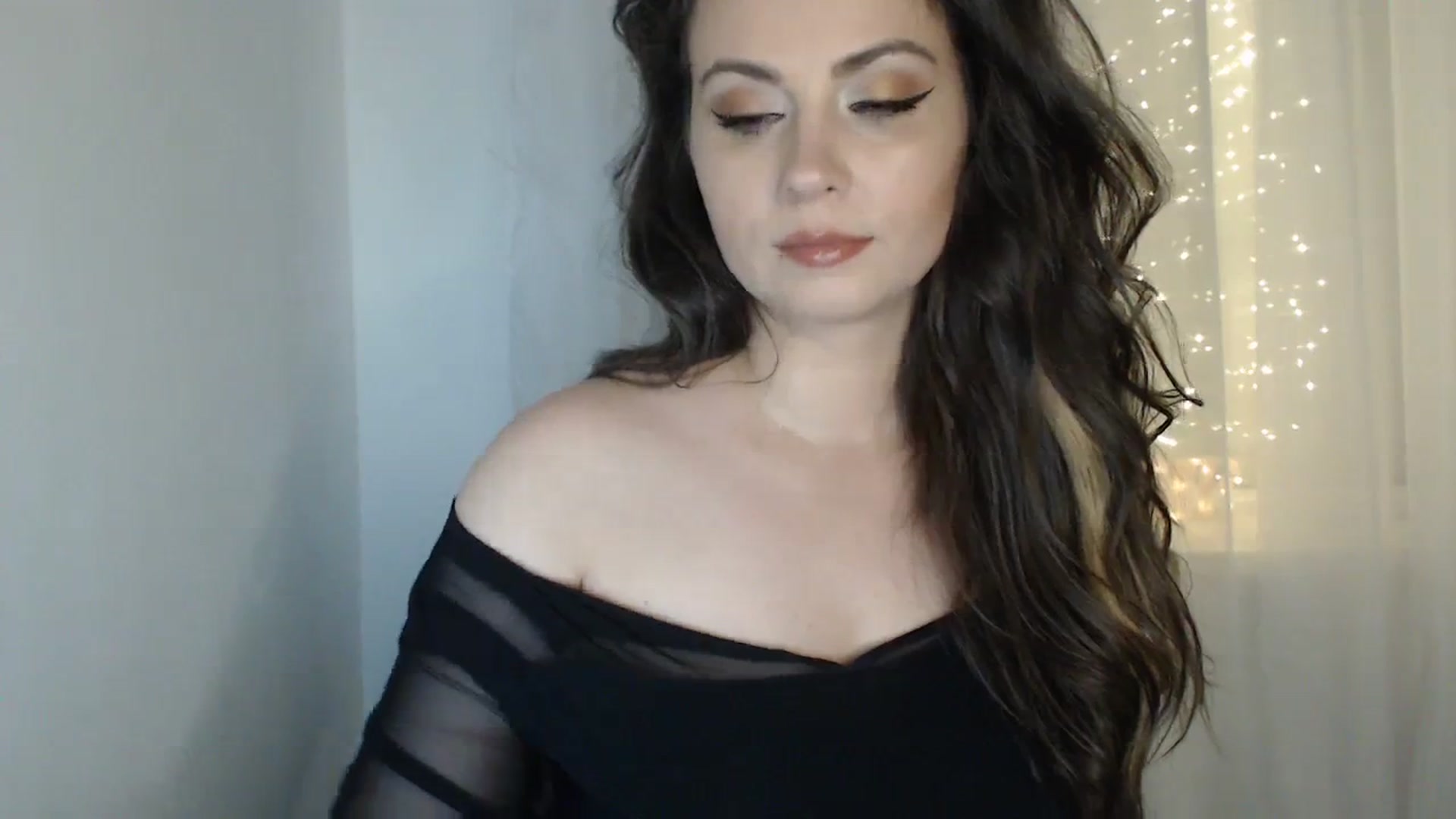 Gallery image thumbnail from ASweetJessie's myfreecams stream on, 09/26/2023, 16:53 image 17 of 20