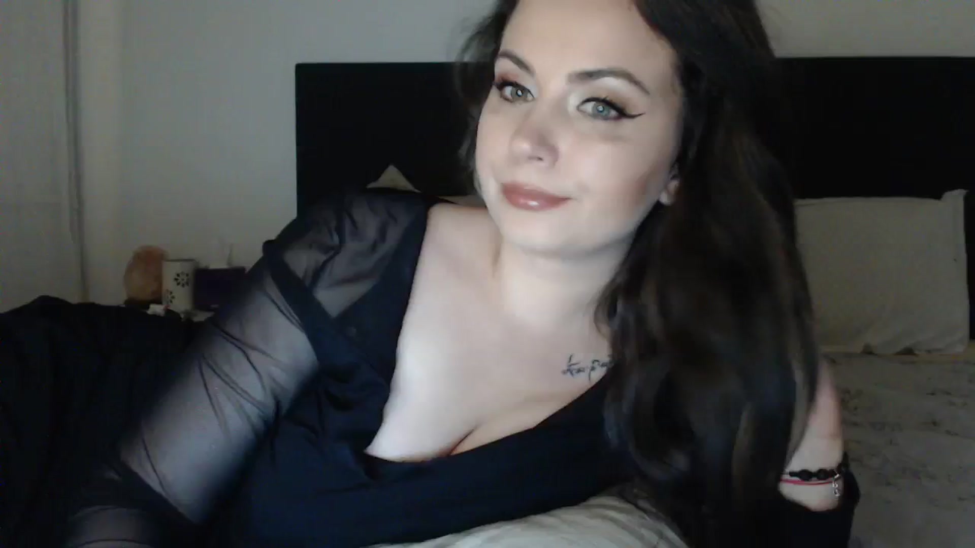 Gallery image thumbnail from ASweetJessie's myfreecams stream on, 09/26/2023, 19:54 image 1 of 20