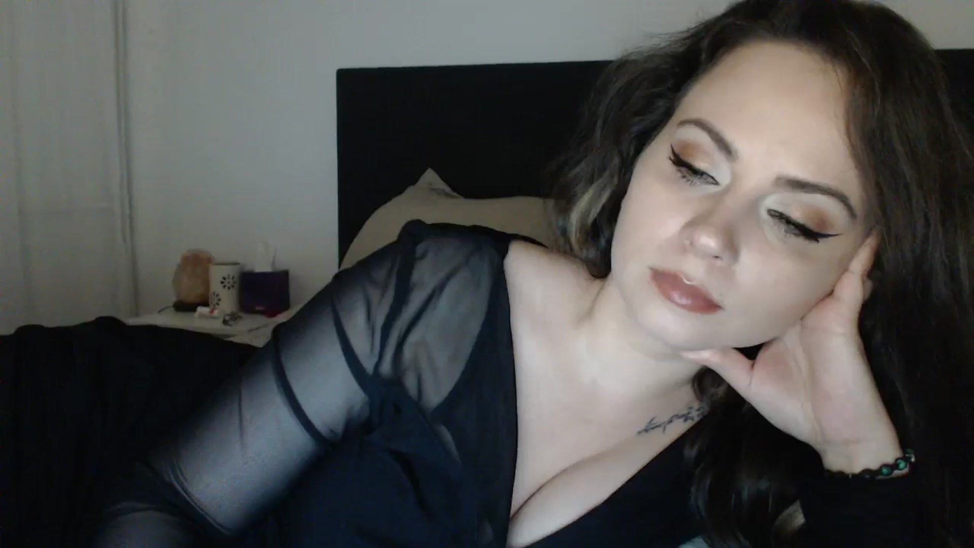 Gallery image thumbnail from ASweetJessie's myfreecams stream on, 09/26/2023, 20:32 image 10 of 20