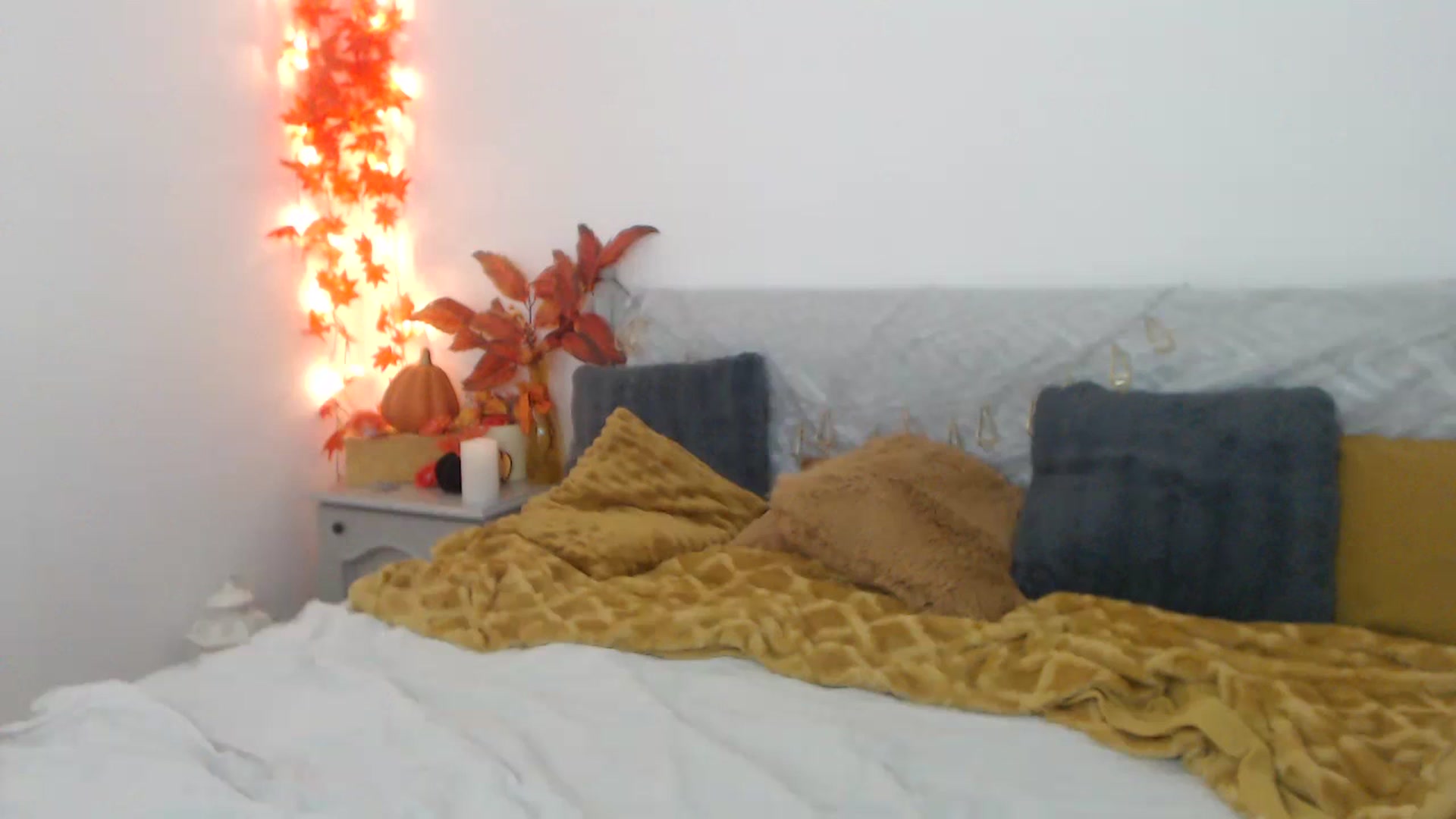 Gallery image thumbnail from ASweetJessie's myfreecams stream on, 10/02/2023, 12:39 image 1 of 20