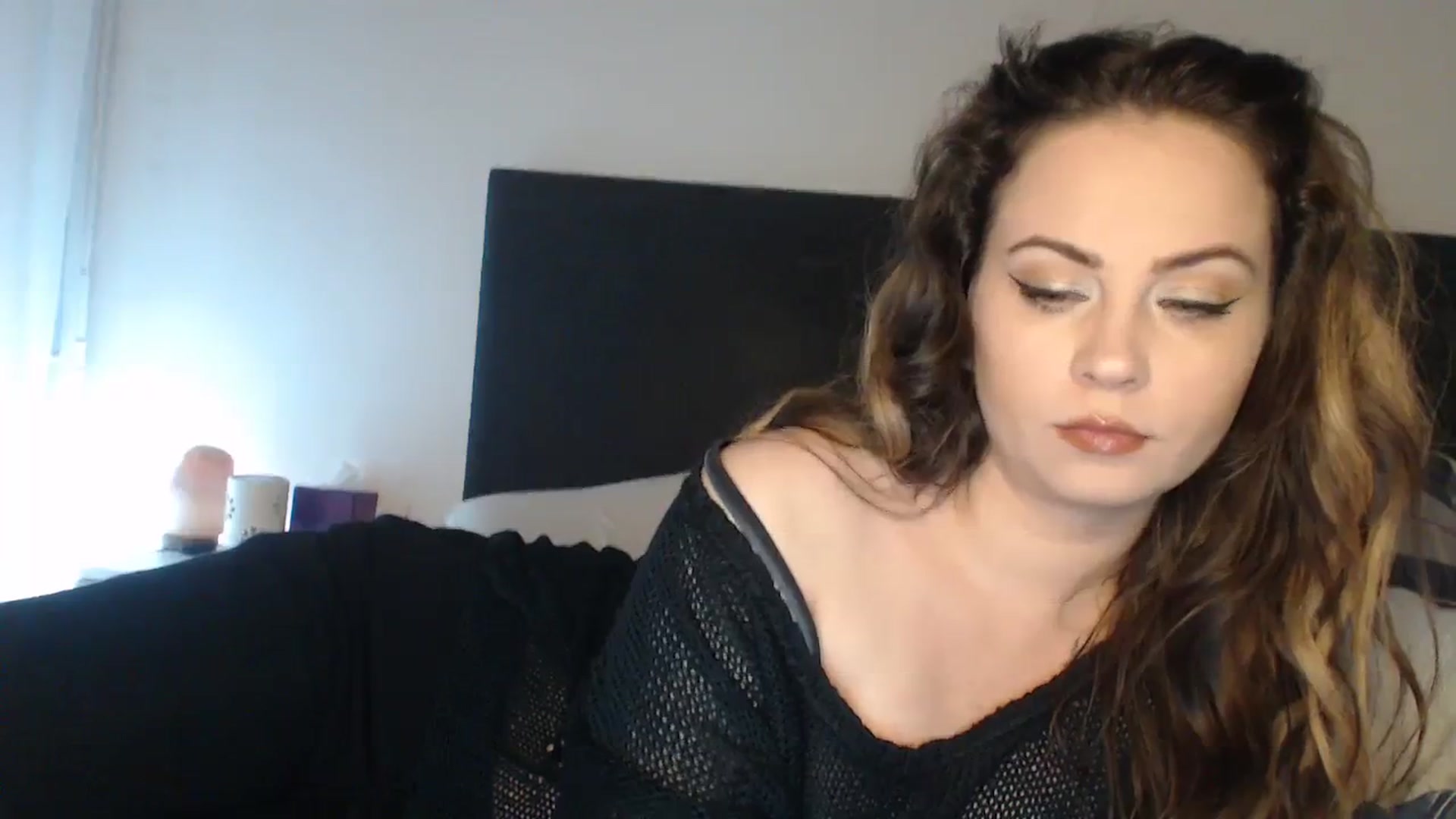 Gallery image thumbnail from ASweetJessie's myfreecams stream on, 10/10/2023, 18:44 image 11 of 20