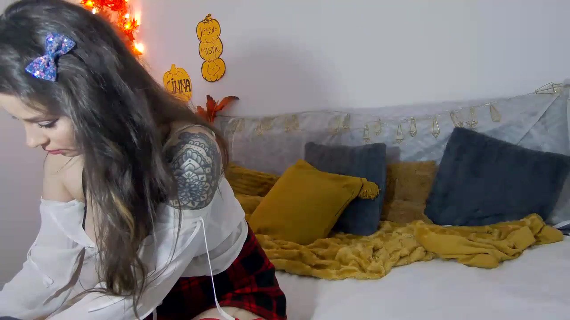 Gallery image thumbnail from ASweetJessie's myfreecams stream on, 10/14/2023, 16:20 image 5 of 20