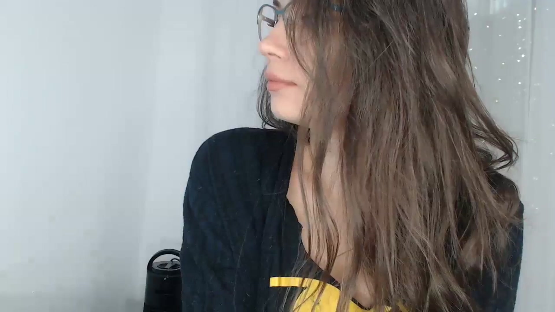 Gallery image thumbnail from ASweetJessie's myfreecams stream on, 10/20/2023, 17:01 image 17 of 20