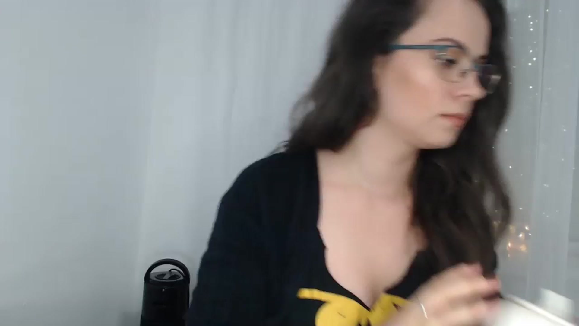 Gallery image thumbnail from ASweetJessie's myfreecams stream on, 10/20/2023, 17:20 image 11 of 20