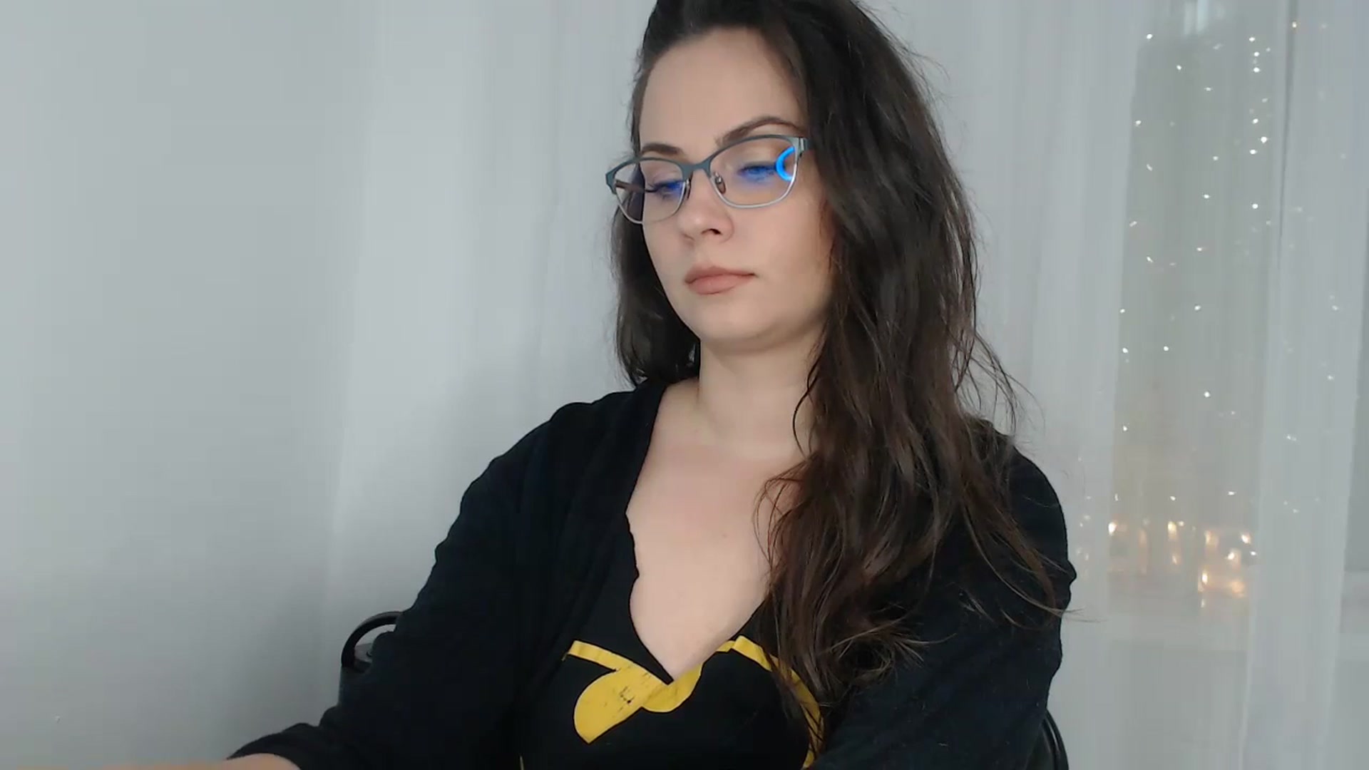 Gallery image thumbnail from ASweetJessie's myfreecams stream on, 10/20/2023, 17:20 image 7 of 20