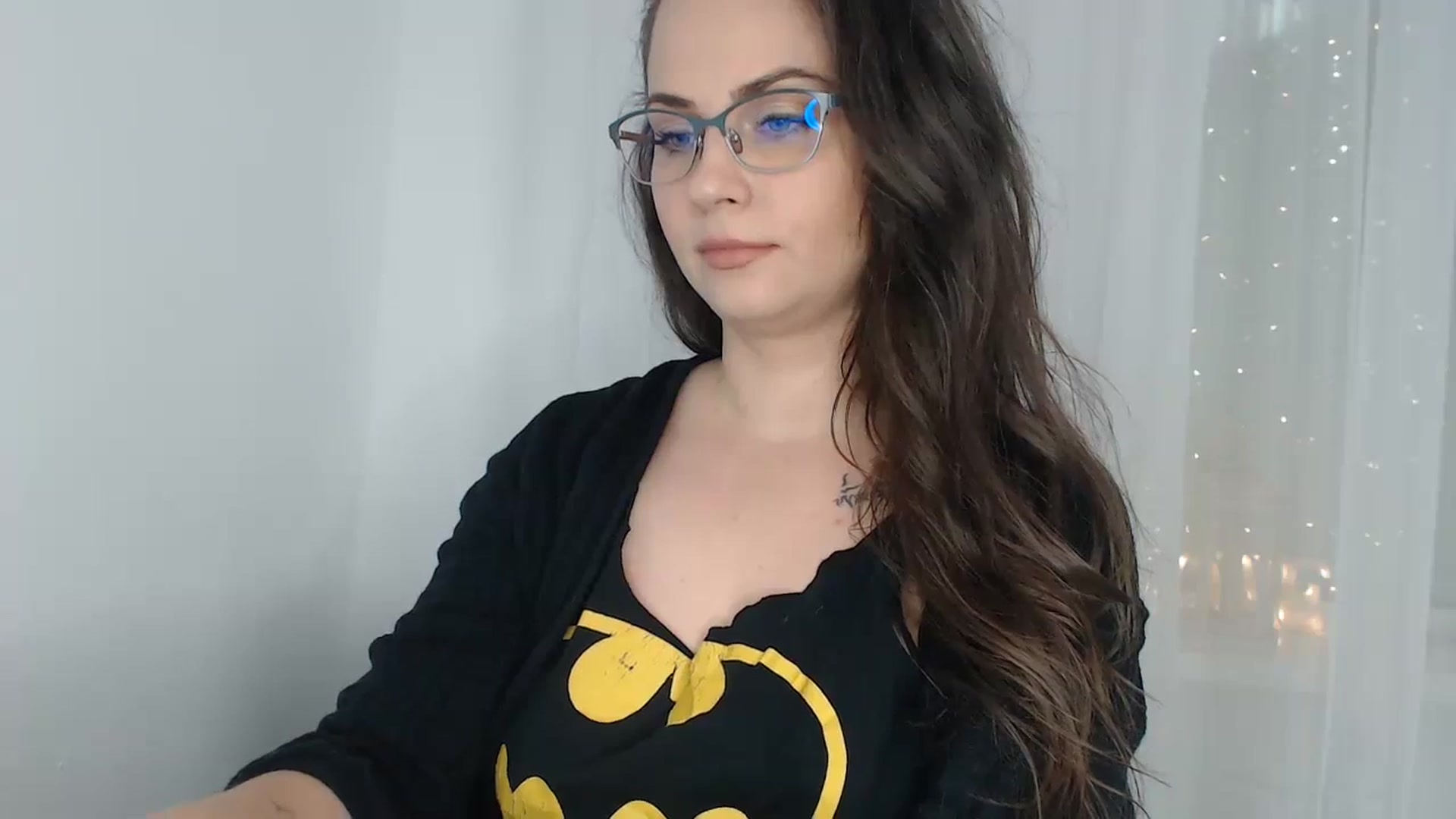 Gallery image thumbnail from ASweetJessie's myfreecams stream on, 10/20/2023, 17:20 image 2 of 20