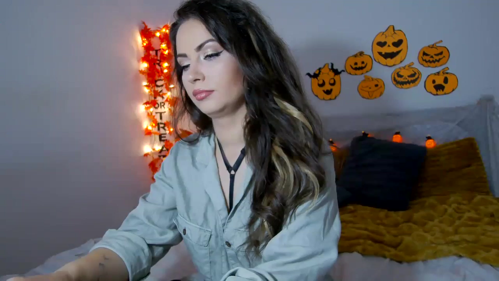 Gallery image thumbnail from ASweetJessie's myfreecams stream on, 11/05/2023, 12:45 image 5 of 20