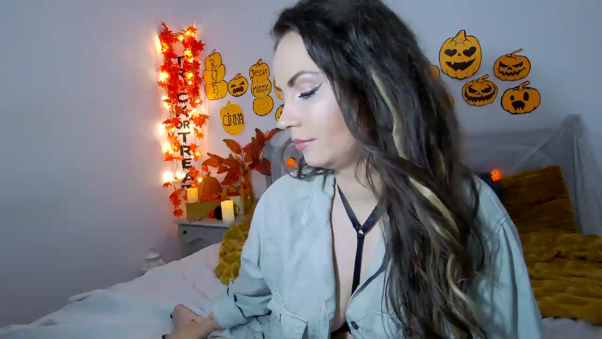 Gallery image thumbnail from ASweetJessie's myfreecams stream on, 11/05/2023, 16:27 image 3 of 20