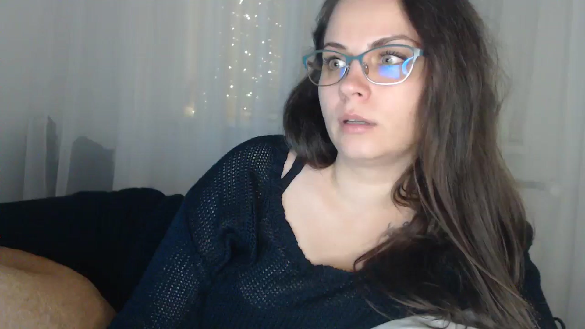 Gallery image thumbnail from ASweetJessie's myfreecams stream on, 11/11/2023, 22:23 image 10 of 20