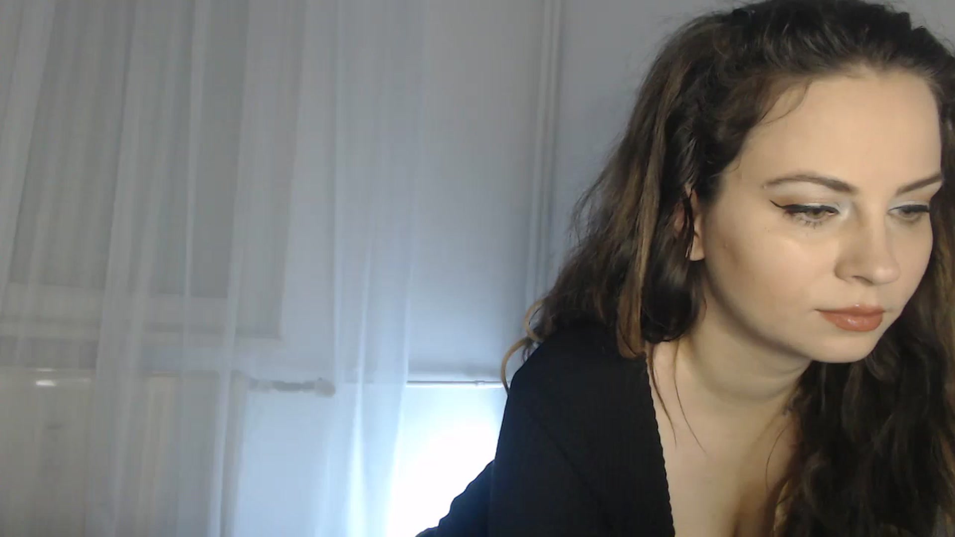 Gallery image thumbnail from ASweetJessie's myfreecams stream on, 11/25/2023, 14:22 image 6 of 20