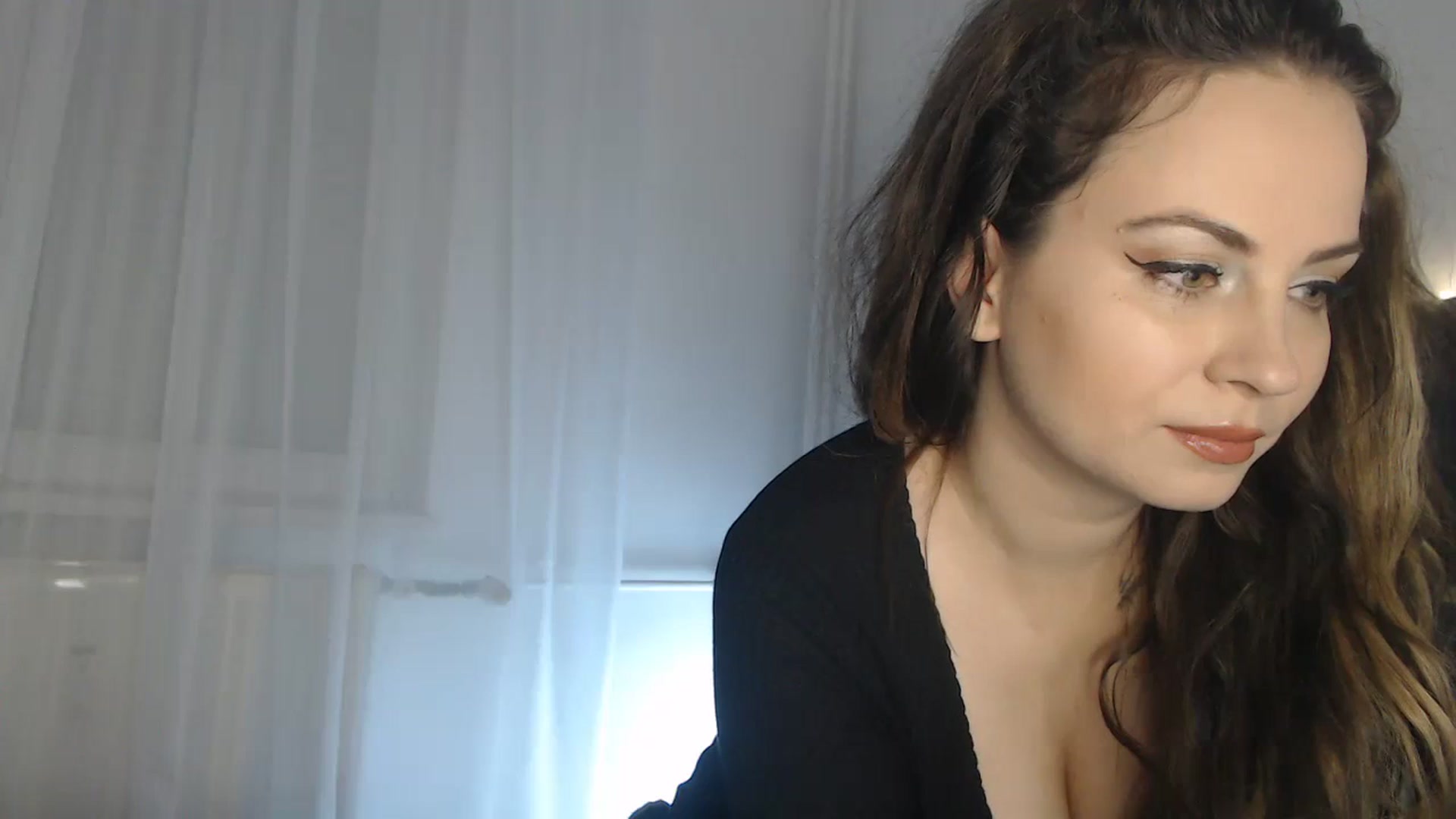 Gallery image thumbnail from ASweetJessie's myfreecams stream on, 11/25/2023, 14:22 image 3 of 20