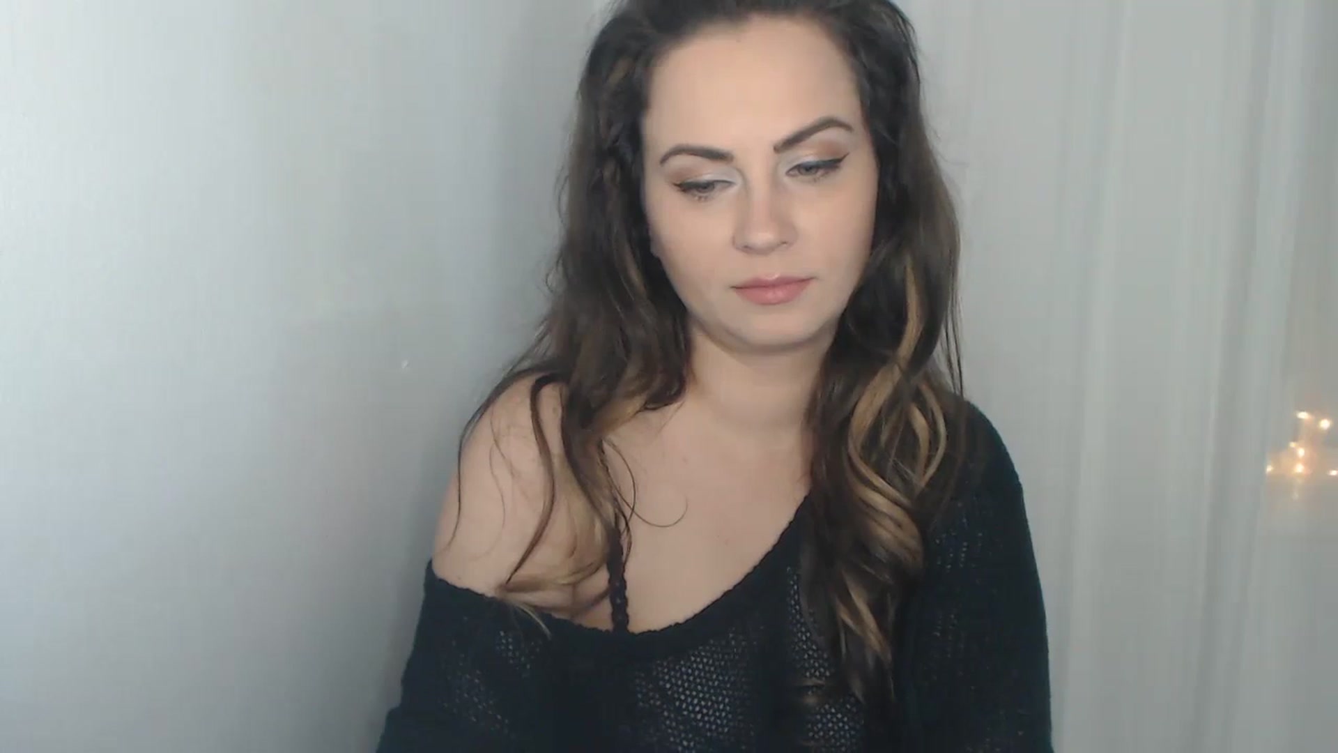 Gallery image thumbnail from ASweetJessie's myfreecams stream on, 11/30/2023, 17:10 image 8 of 20