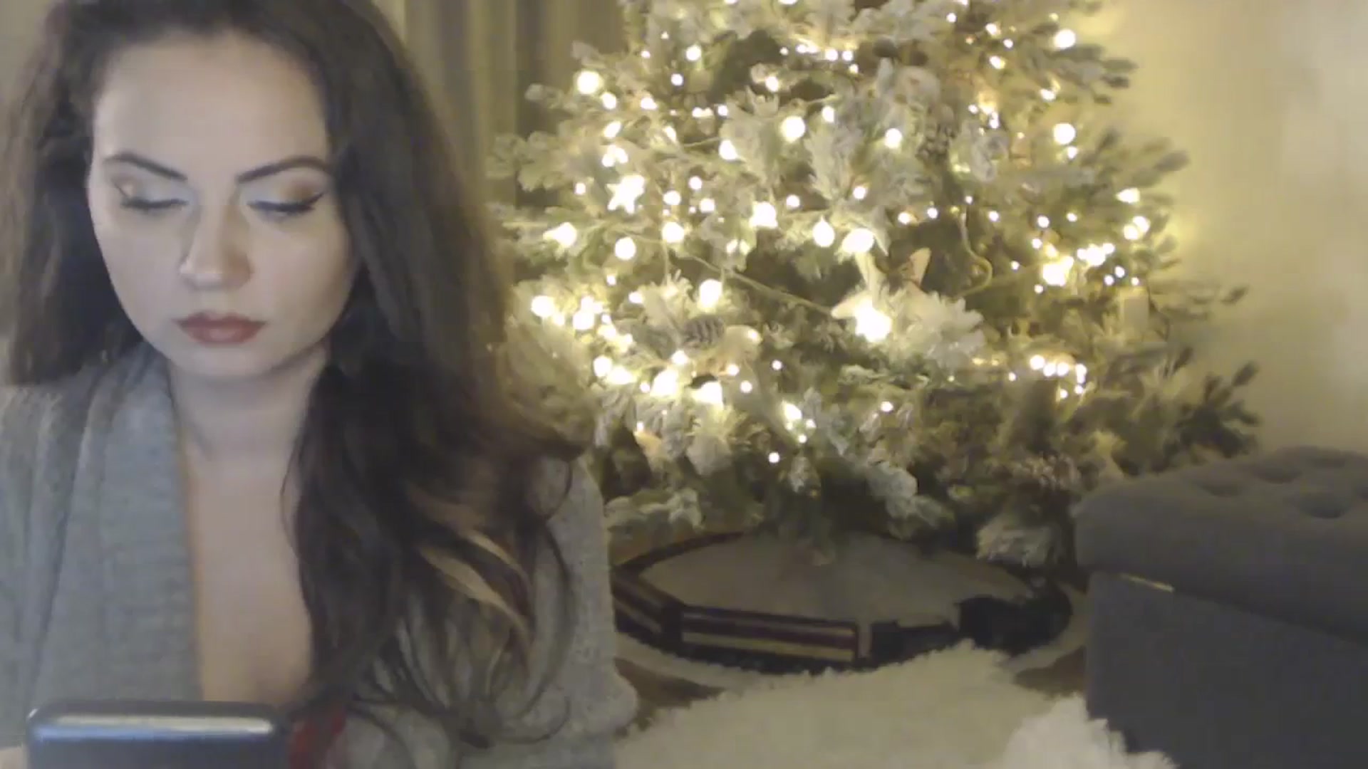 Gallery image thumbnail from ASweetJessie's myfreecams stream on, 12/03/2023, 14:44 image 3 of 20