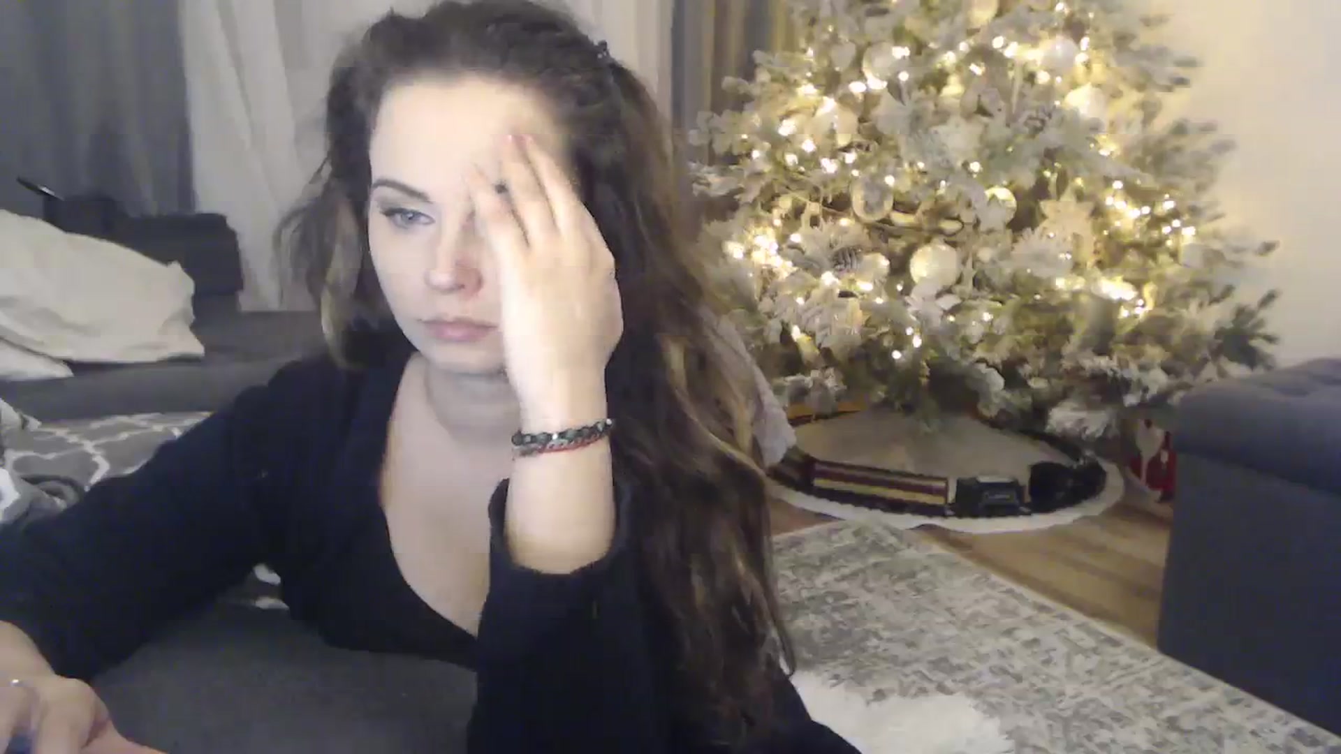 Gallery image thumbnail from ASweetJessie's myfreecams stream on, 12/09/2023, 16:05 image 16 of 20