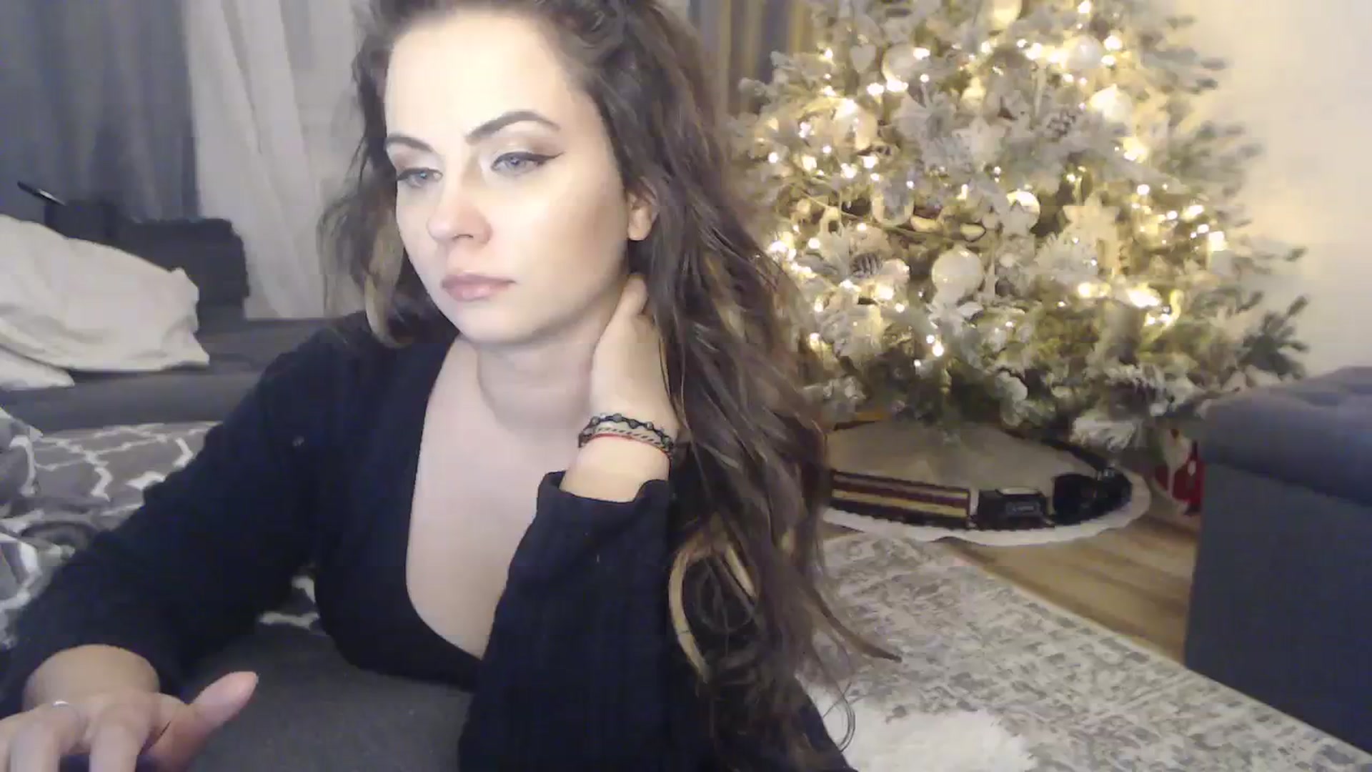 Gallery image thumbnail from ASweetJessie's myfreecams stream on, 12/09/2023, 16:05 image 13 of 20