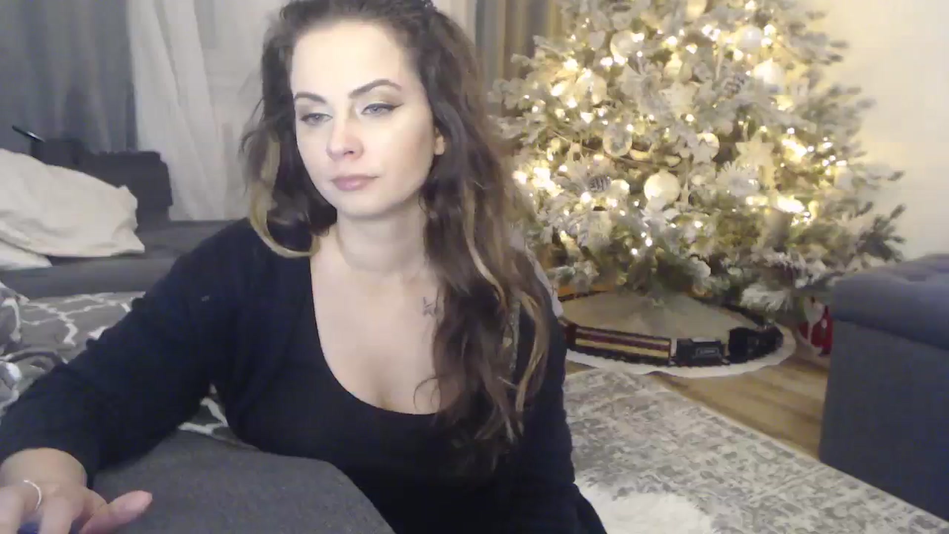 Gallery image thumbnail from ASweetJessie's myfreecams stream on, 12/09/2023, 16:05 image 9 of 20