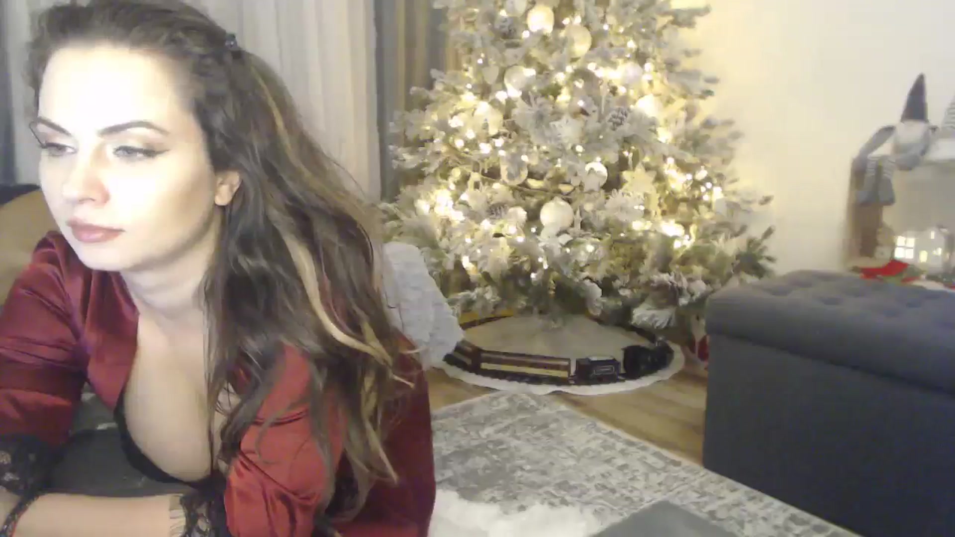 Gallery image thumbnail from ASweetJessie's myfreecams stream on, 12/09/2023, 17:14 image 11 of 20