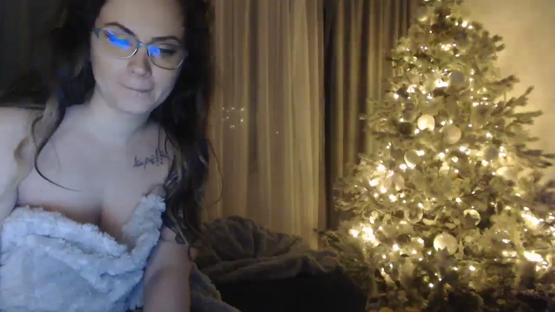 Gallery image thumbnail from ASweetJessie's myfreecams stream on, 12/09/2023, 20:57 image 18 of 20