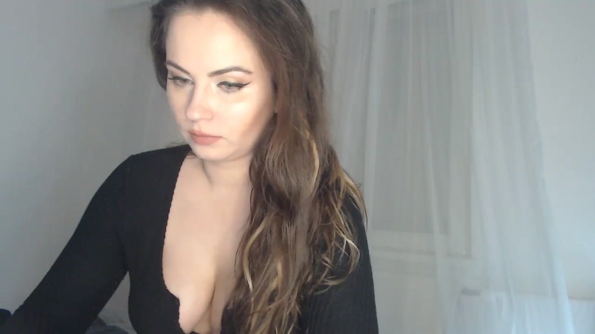 Gallery image thumbnail from ASweetJessie's myfreecams stream on, 12/12/2023, 16:57 image 15 of 20