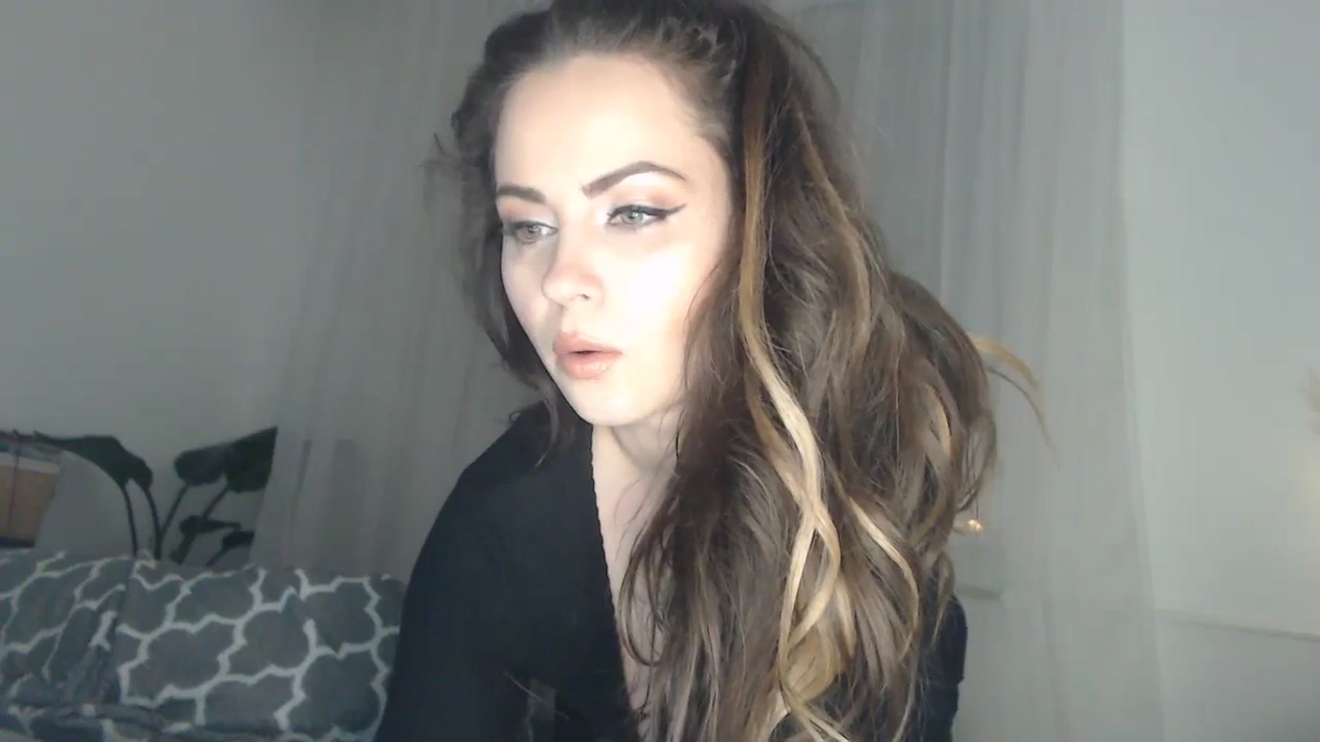 Gallery image thumbnail from ASweetJessie's myfreecams stream on, 01/13/2024, 15:36 image 15 of 20