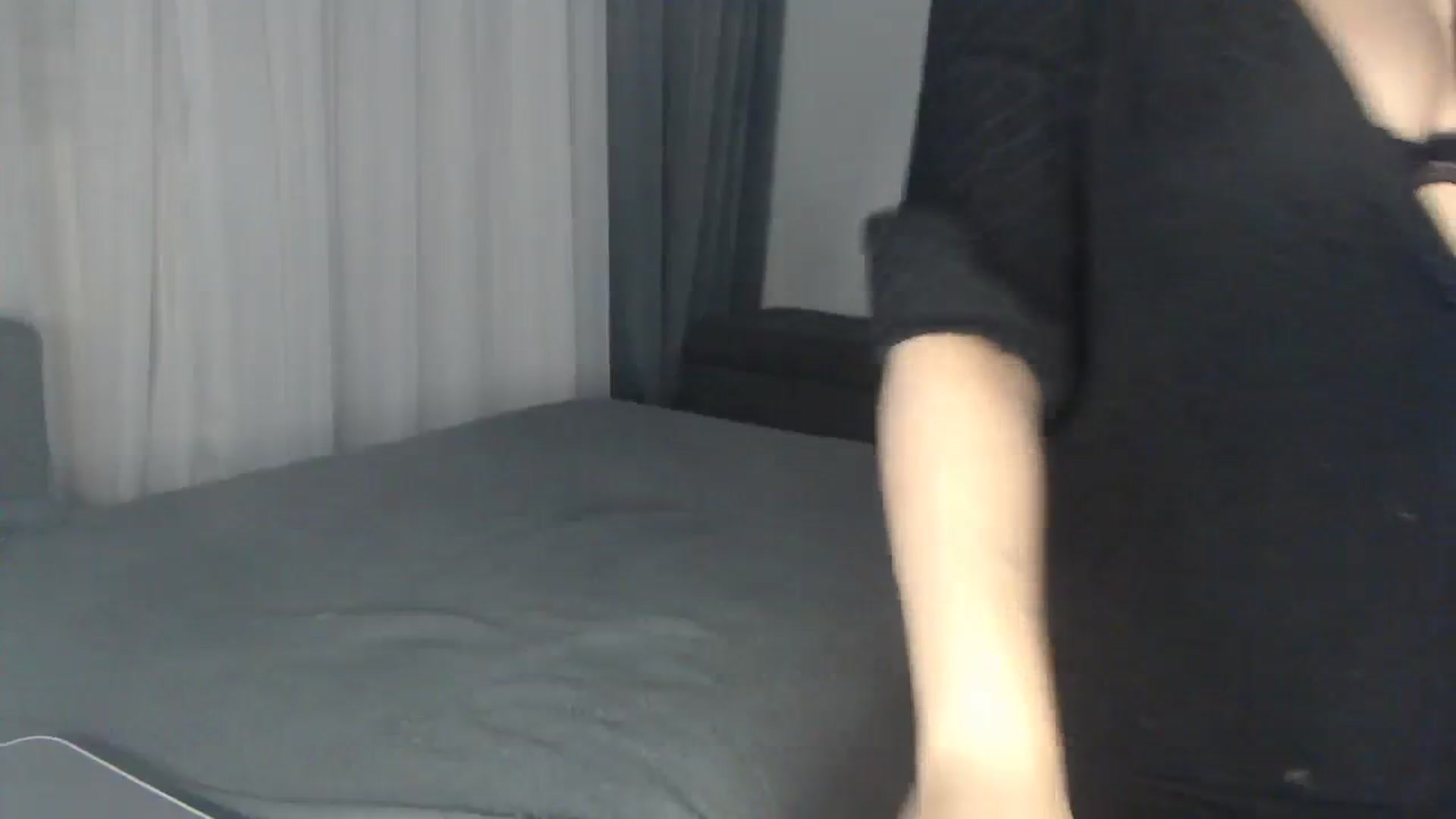 Gallery image thumbnail from ASweetJessie's myfreecams stream on, 01/27/2024, 17:36 image 17 of 20