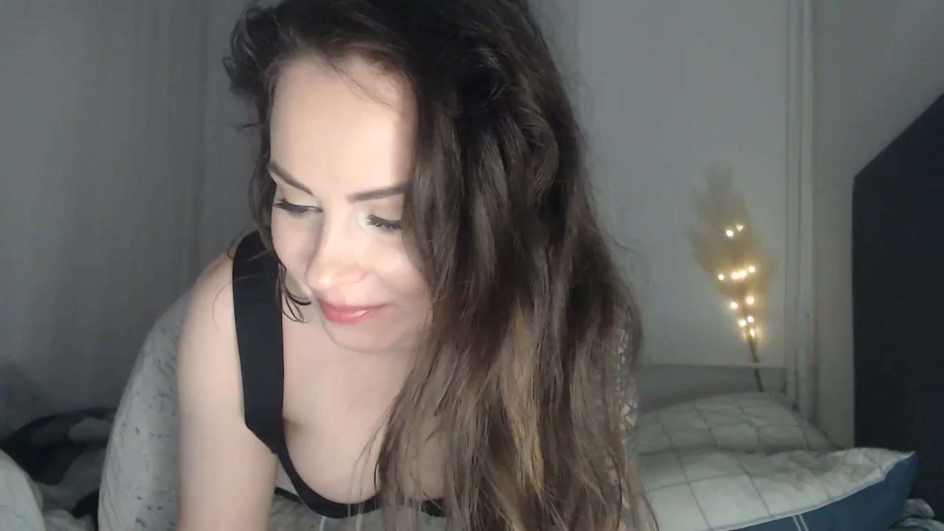 Gallery image thumbnail from ASweetJessie's myfreecams stream on, 01/28/2024, 19:07 image 11 of 20