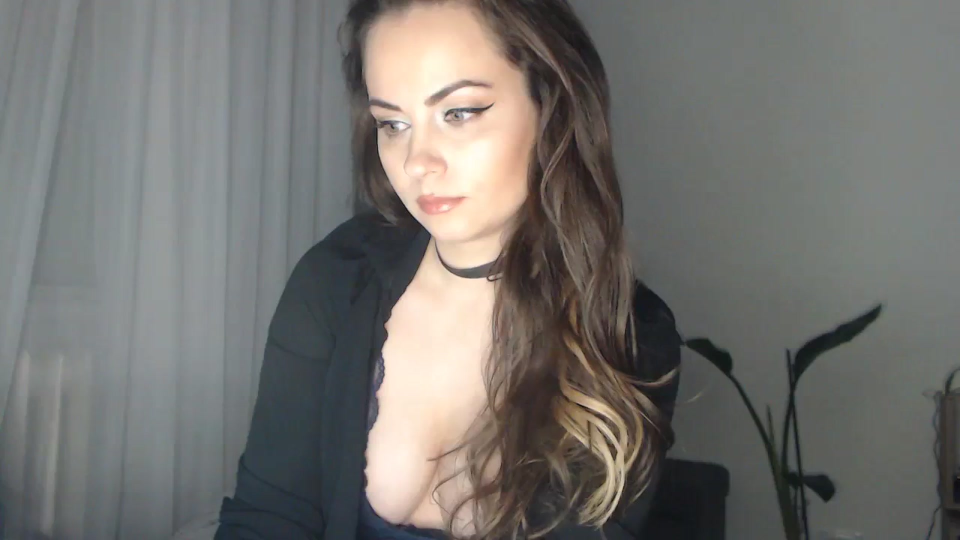 Gallery image thumbnail from ASweetJessie's myfreecams stream on, 01/31/2024, 18:18 image 16 of 20