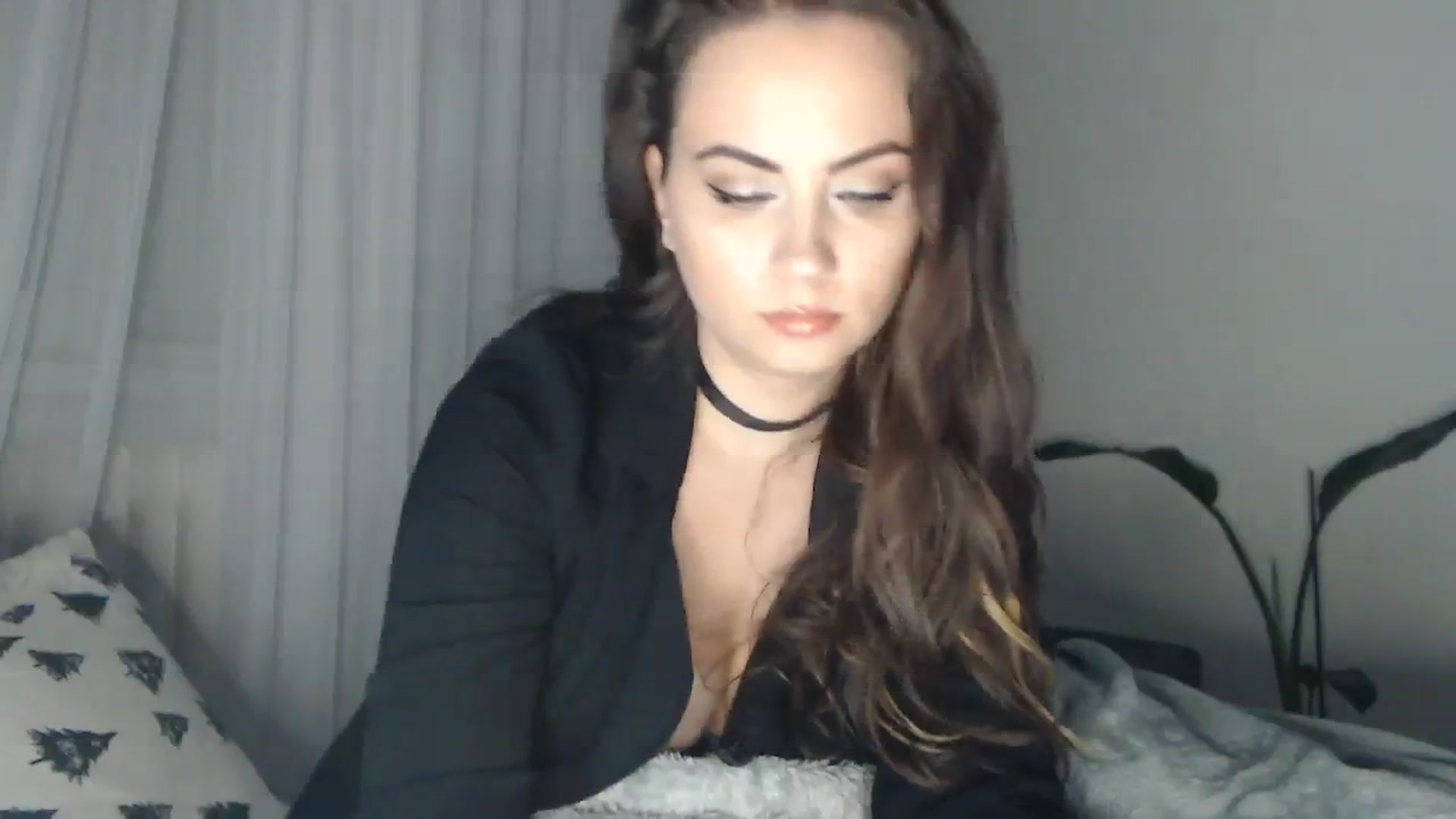 Gallery image thumbnail from ASweetJessie's myfreecams stream on, 01/31/2024, 19:15 image 8 of 20