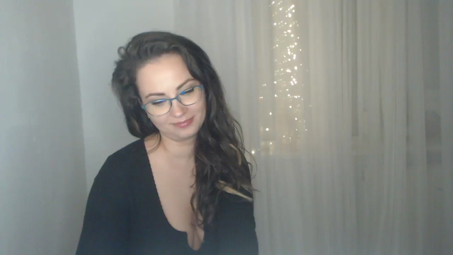 Gallery image thumbnail from ASweetJessie's myfreecams stream on, 03/15/2024, 19:27 image 17 of 20