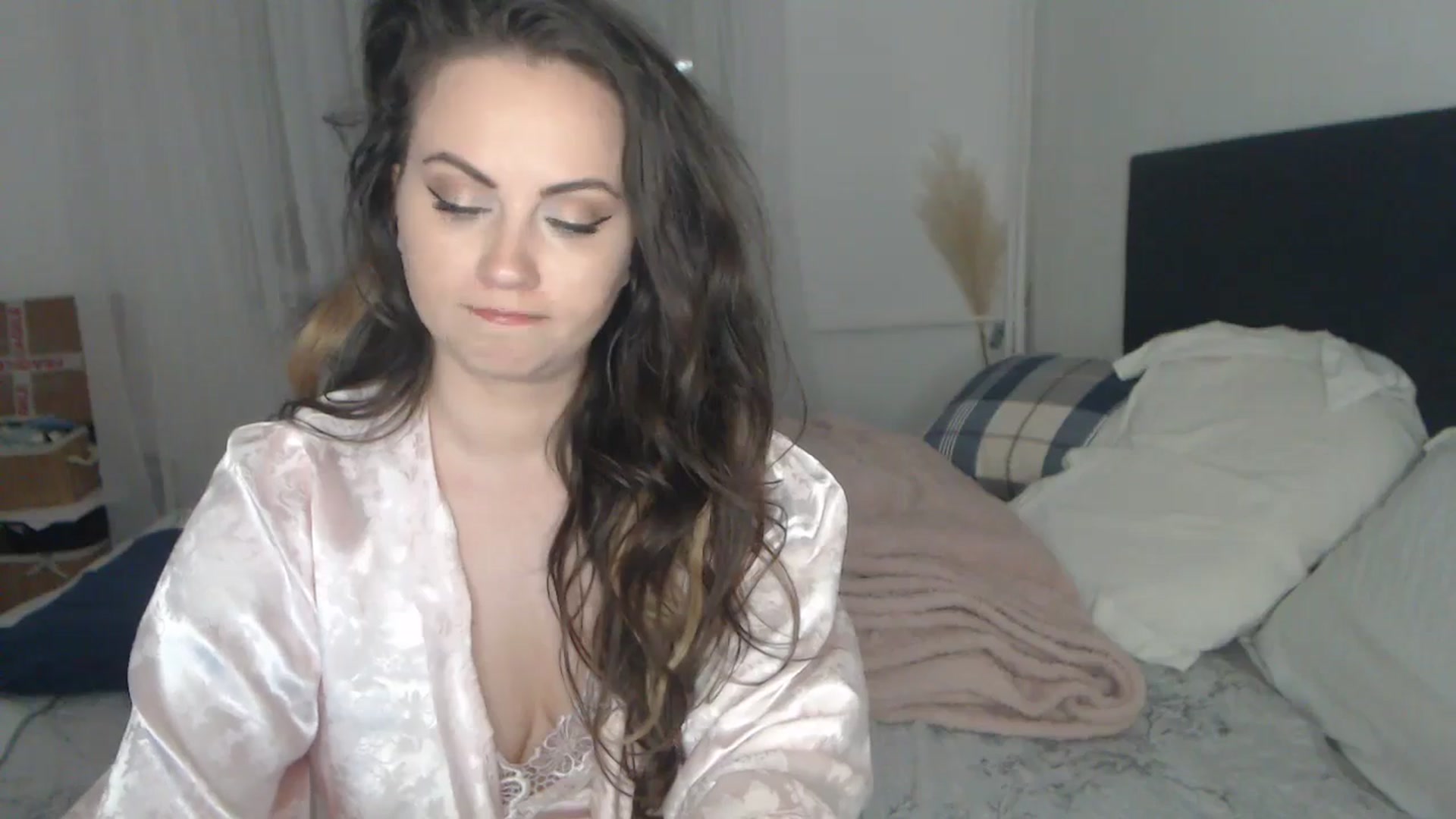 Gallery image thumbnail from ASweetJessie's myfreecams stream on, 04/28/2024, 18:06 image 6 of 20