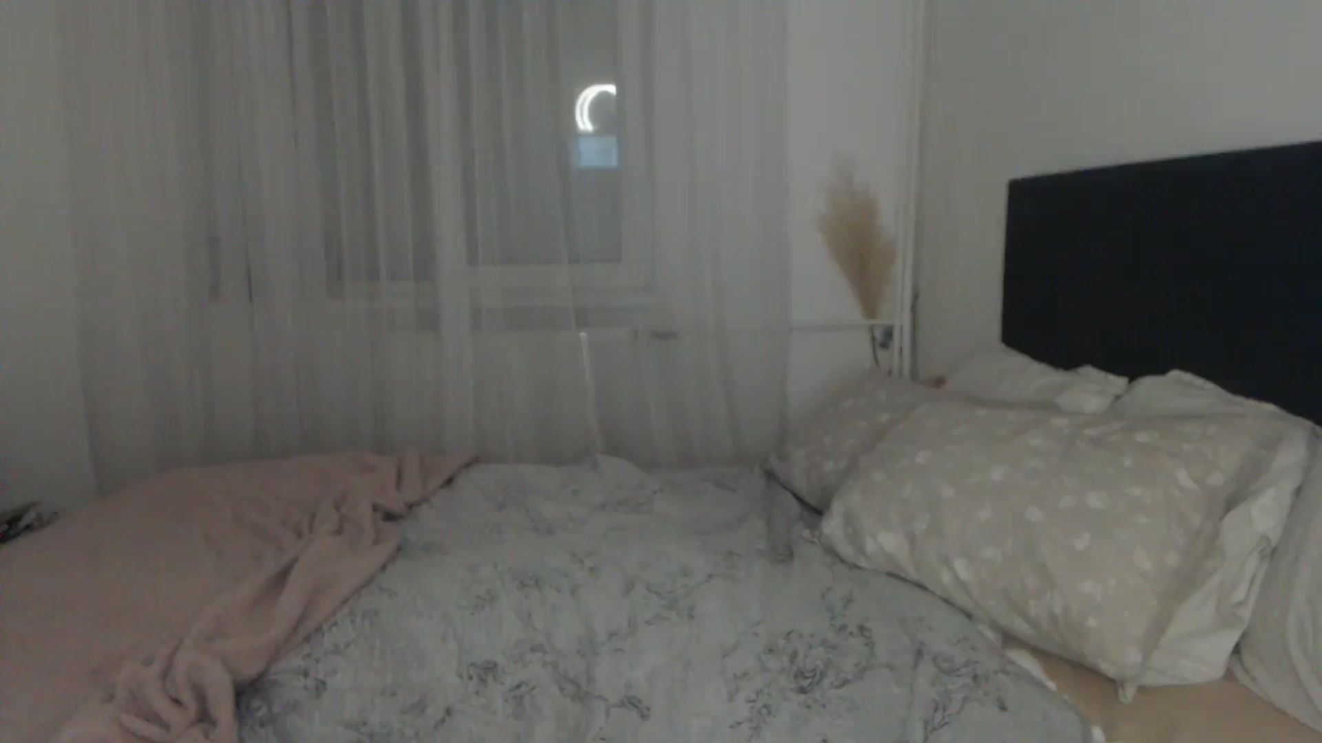 Gallery image thumbnail from ASweetJessie's myfreecams stream on, 05/11/2024, 17:11 image 20 of 20