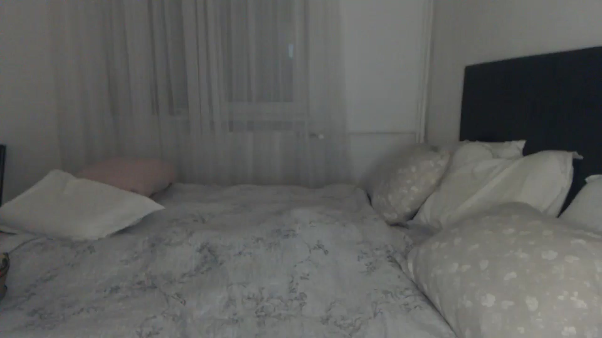 Gallery image thumbnail from ASweetJessie's myfreecams stream on, 05/24/2024, 13:22 image 20 of 20