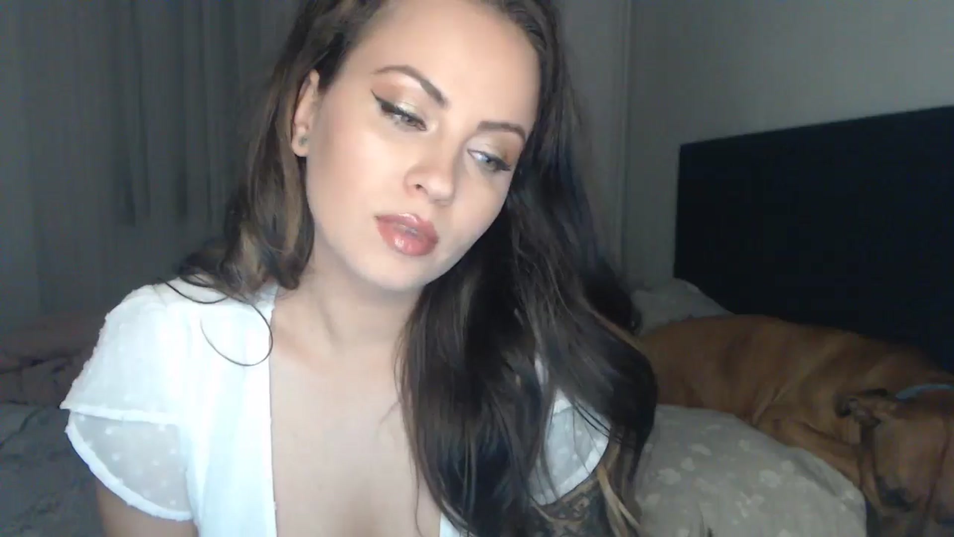 Gallery image thumbnail from ASweetJessie's myfreecams stream on, 05/26/2024, 18:18 image 10 of 20